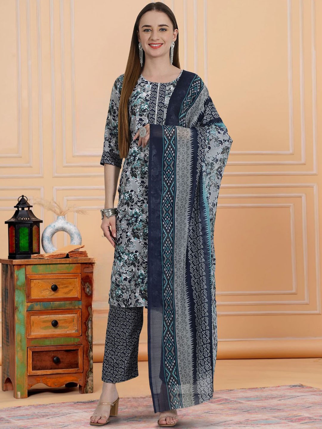 

7Threads Floral Printed Regular Pure Cotton Kurta with Trousers & Dupatta, Navy blue