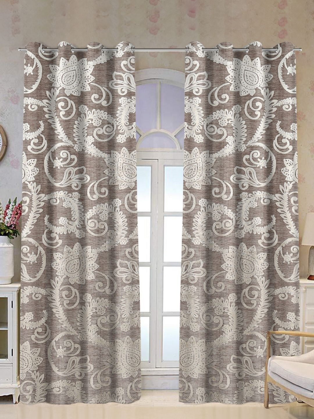 

Tesmare Brown & White Ethnic Motifs Room Darkening Jacquard Door Curtain