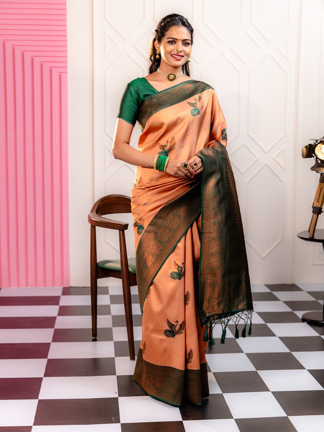 

Reeta Fashion Woven Design Zari Saree, Peach