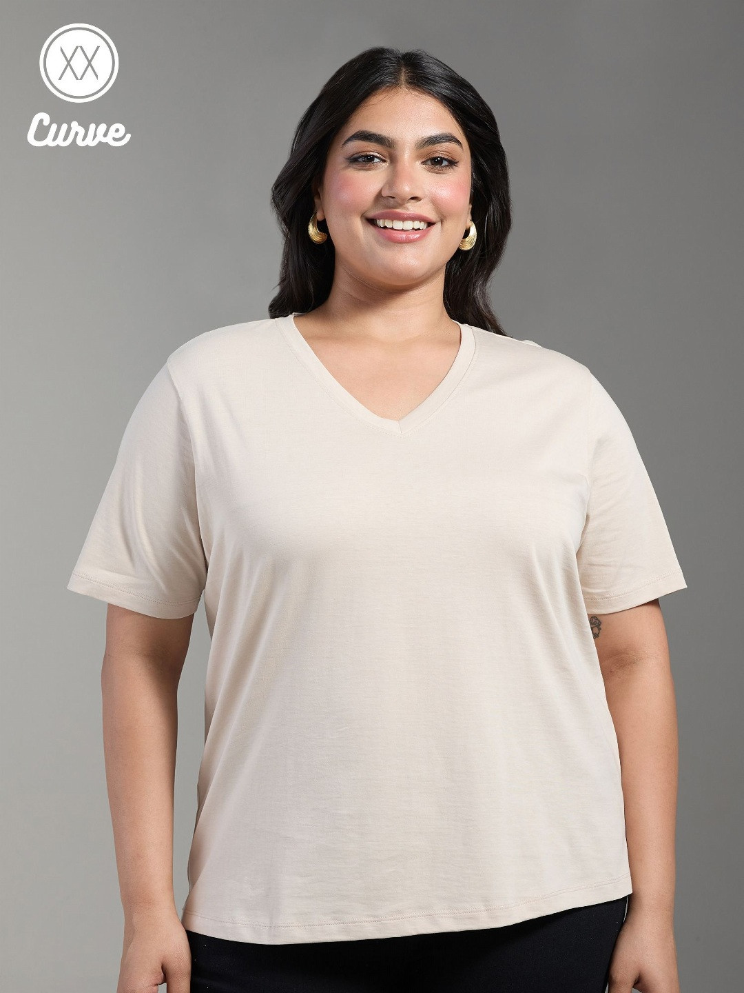 

20Dresses Women V-Neck Pockets T-shirt, Beige