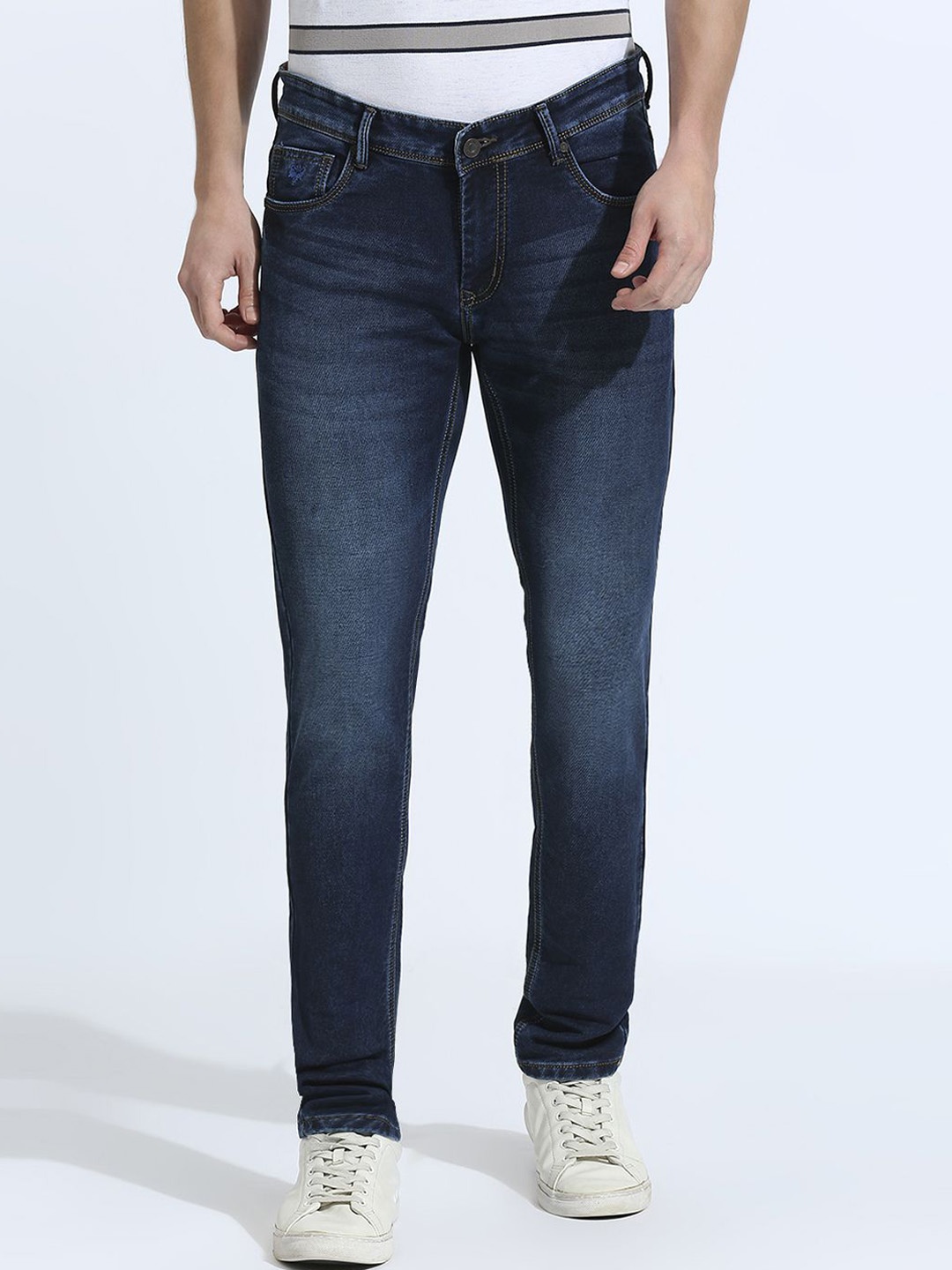 

Klub Fox Men Slim Fit Light Fade Jeans, Blue
