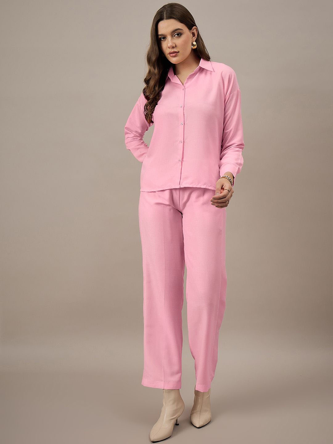 

The Roadster Lifestyle Co. Shirt & Trouser, Pink