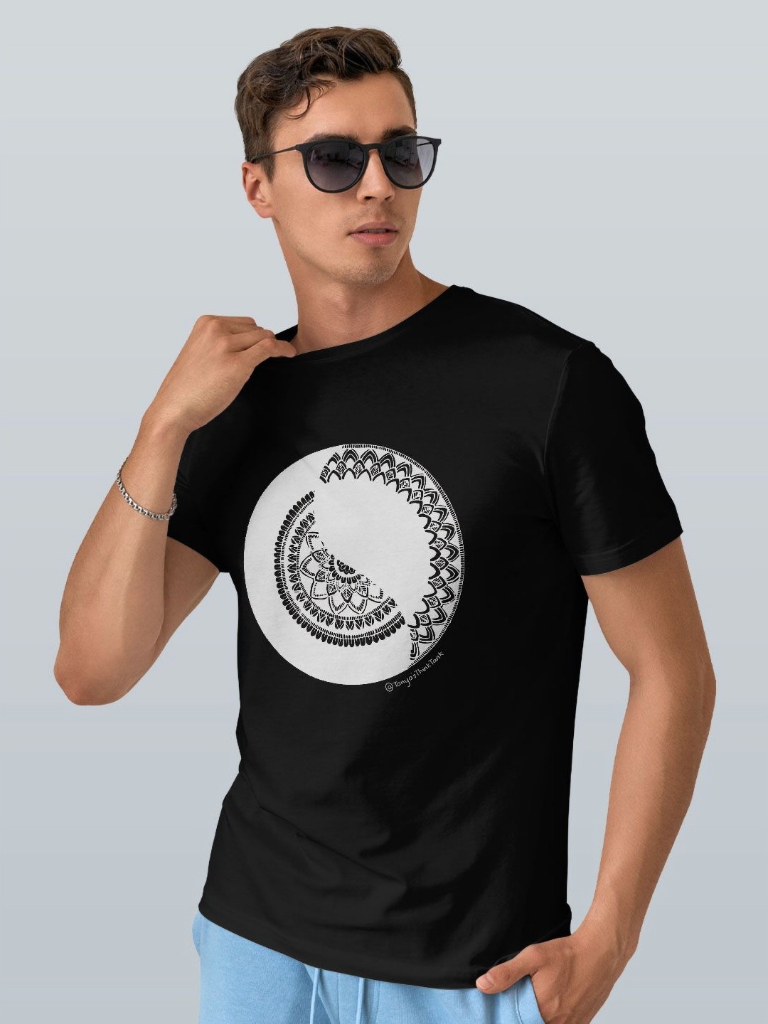 

macmerise Men Printed Pockets T-shirt, Black