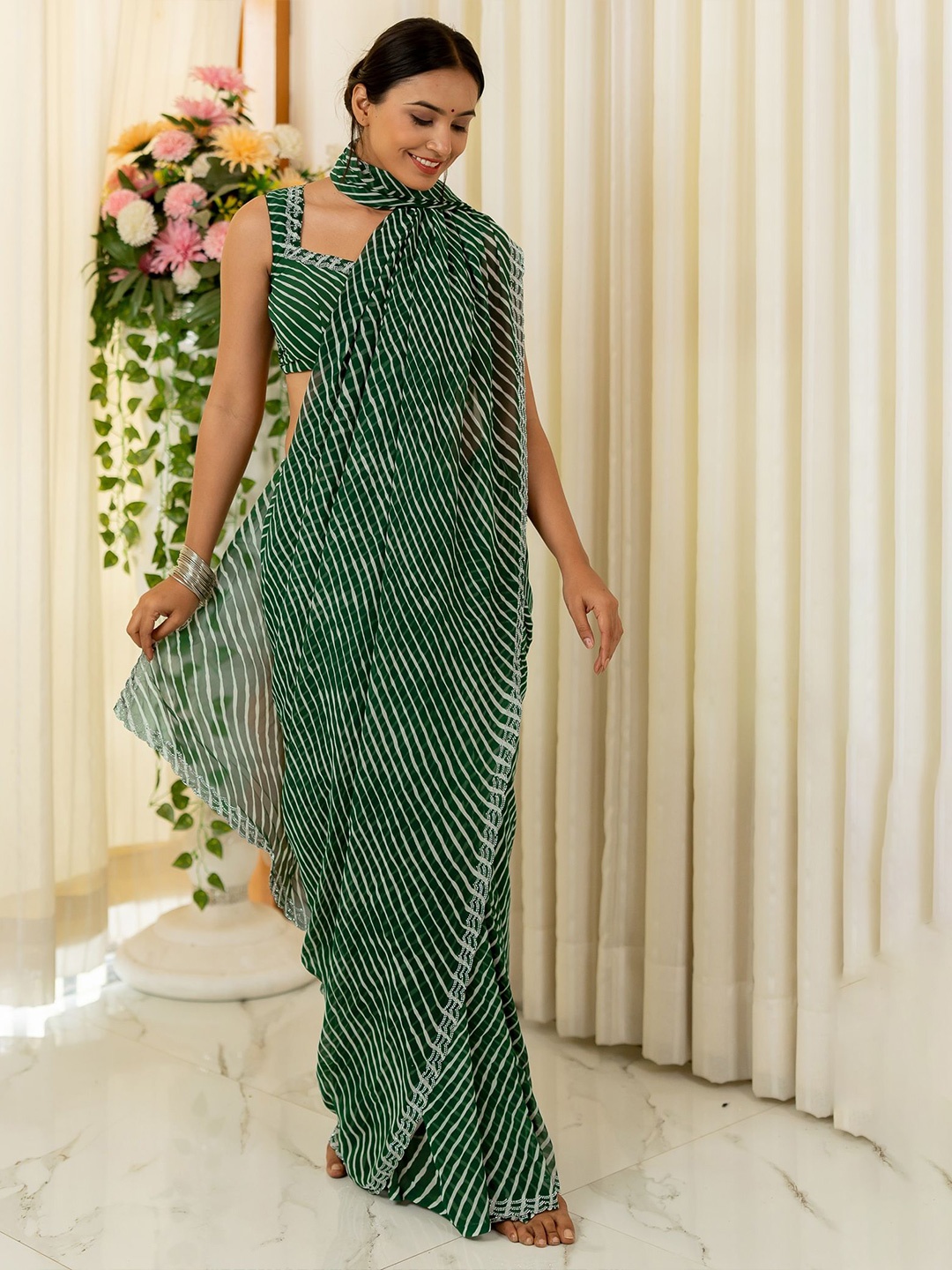 

MIRCHI FASHION Leheriya Printed Beads and Stones Saree, Green