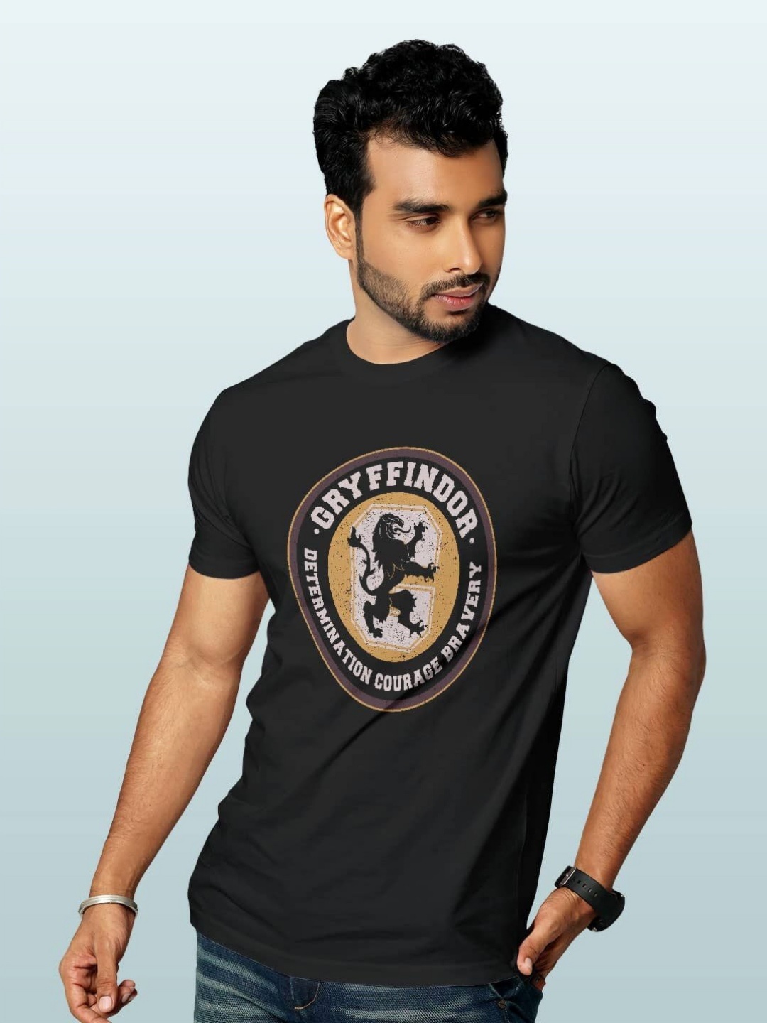 

macmerise Men Sports Printed Applique T-shirt, Black