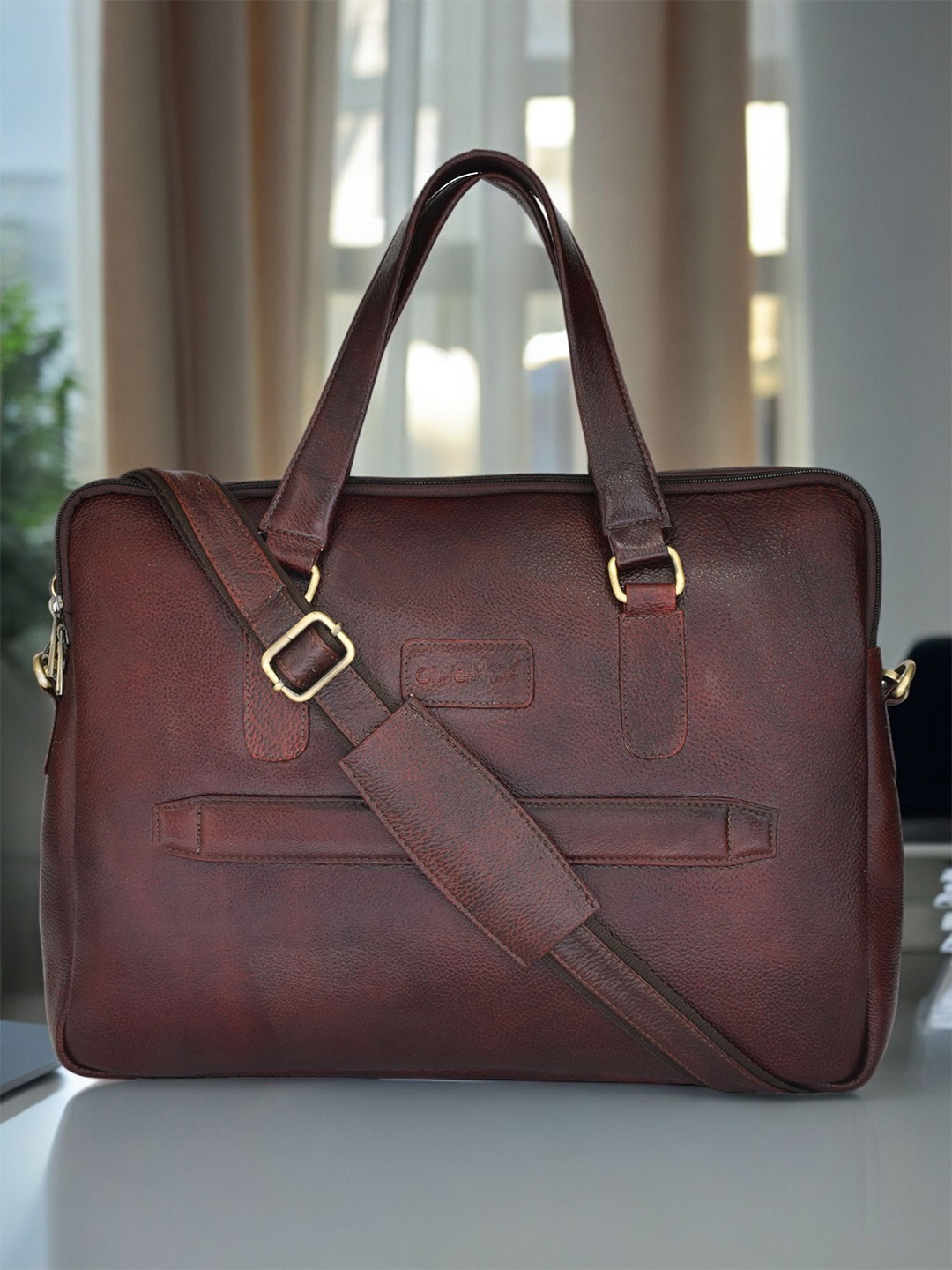 

OLIVE MIST Unisex Leather Laptop Bag, Brown