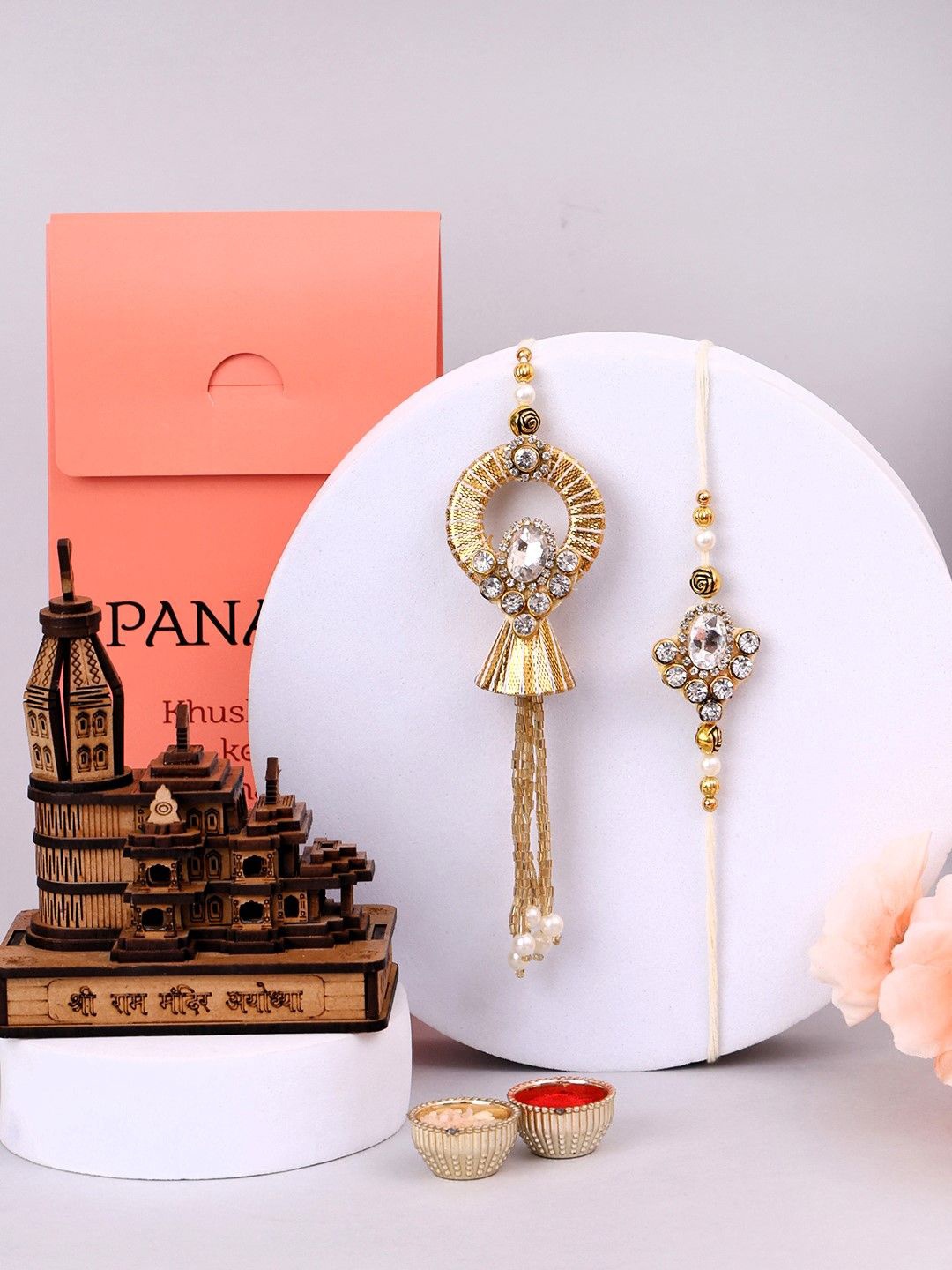 

PANASH Bhaiya Bhabhi Rakhis With Showpiece And Roli Chawal, Gold