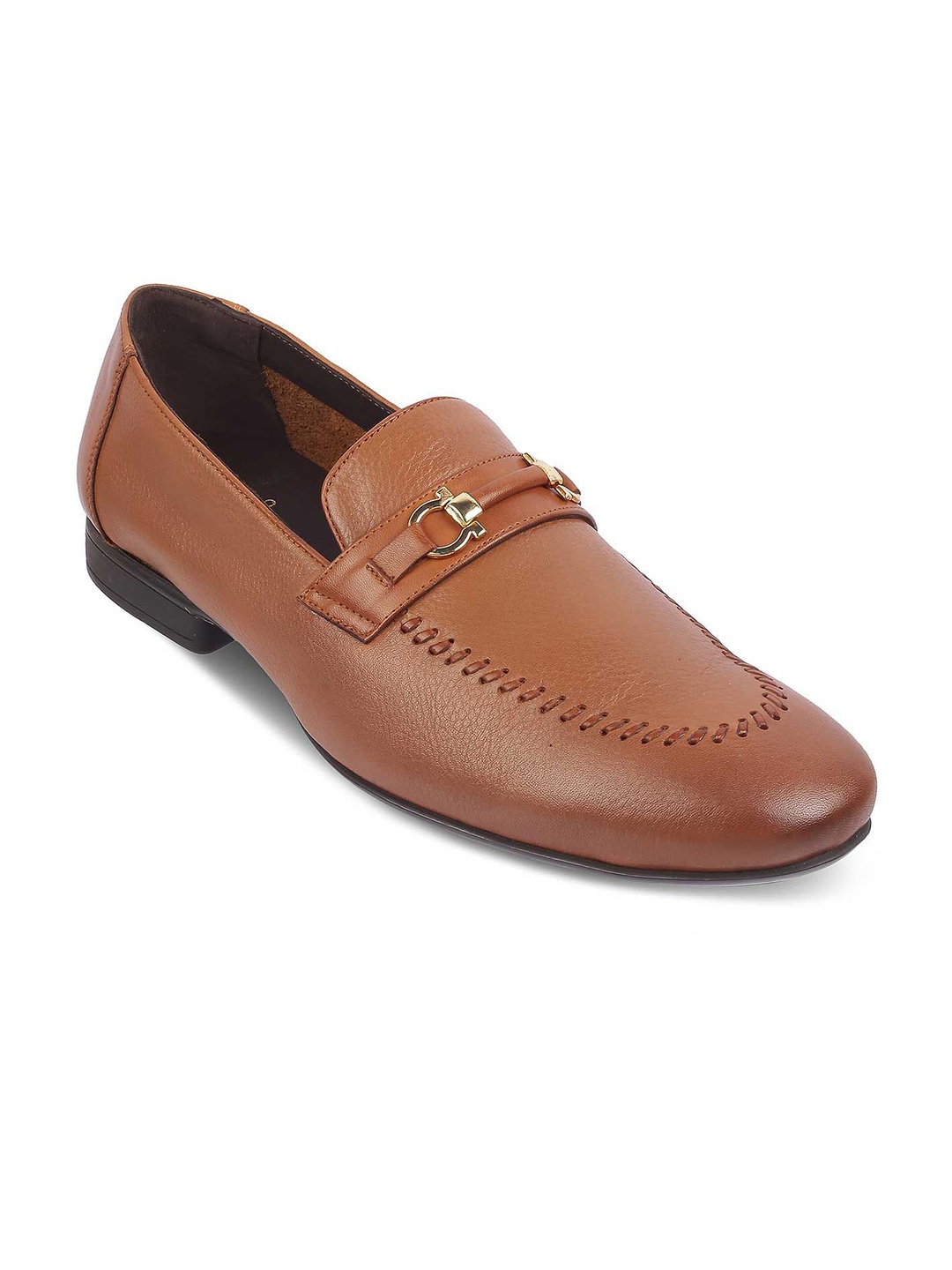 

Tresmode Men Textured Leather Loafers, Tan