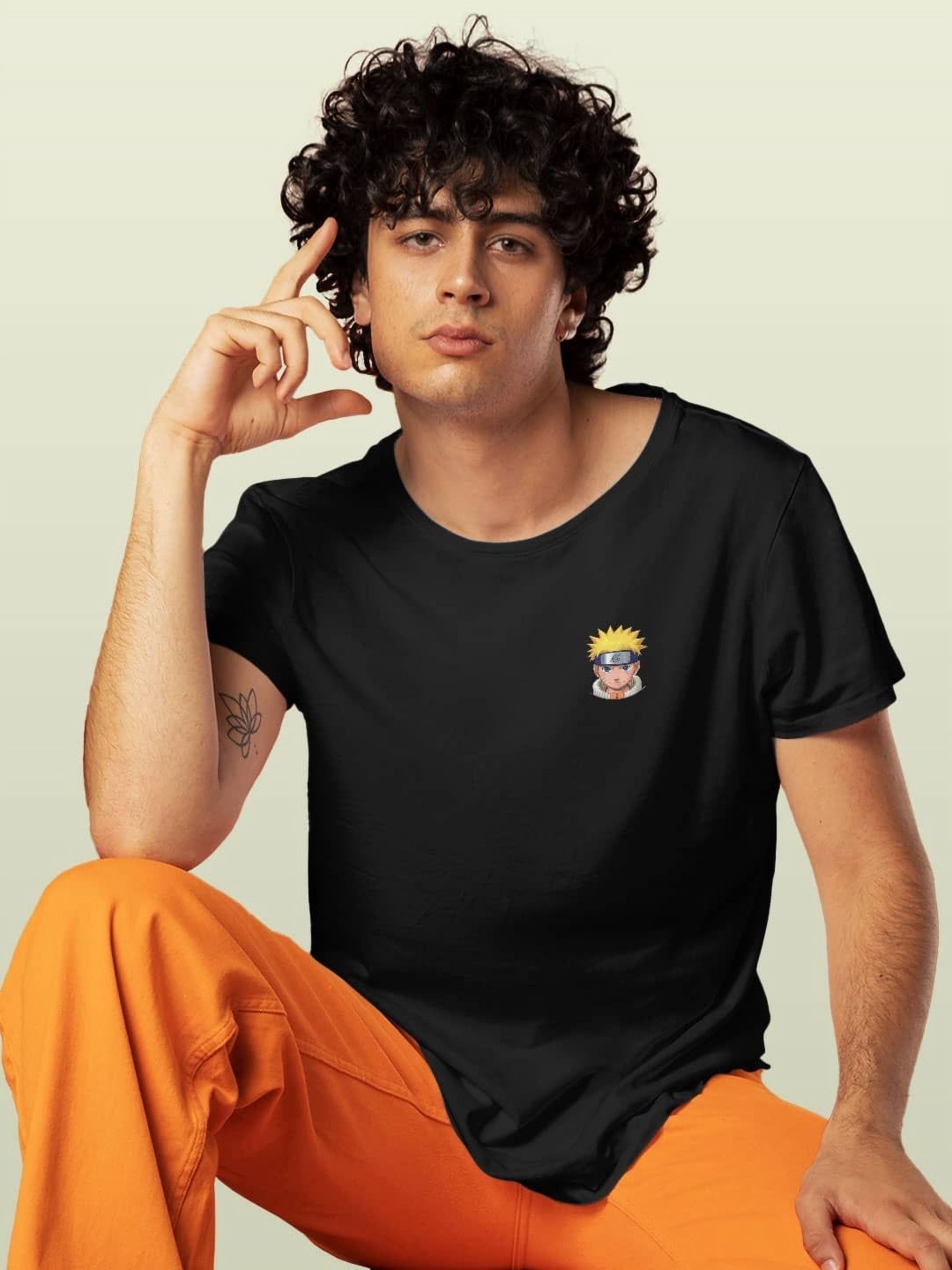 

macmerise Men Printed V-Neck Raw Edge T-shirt, Black