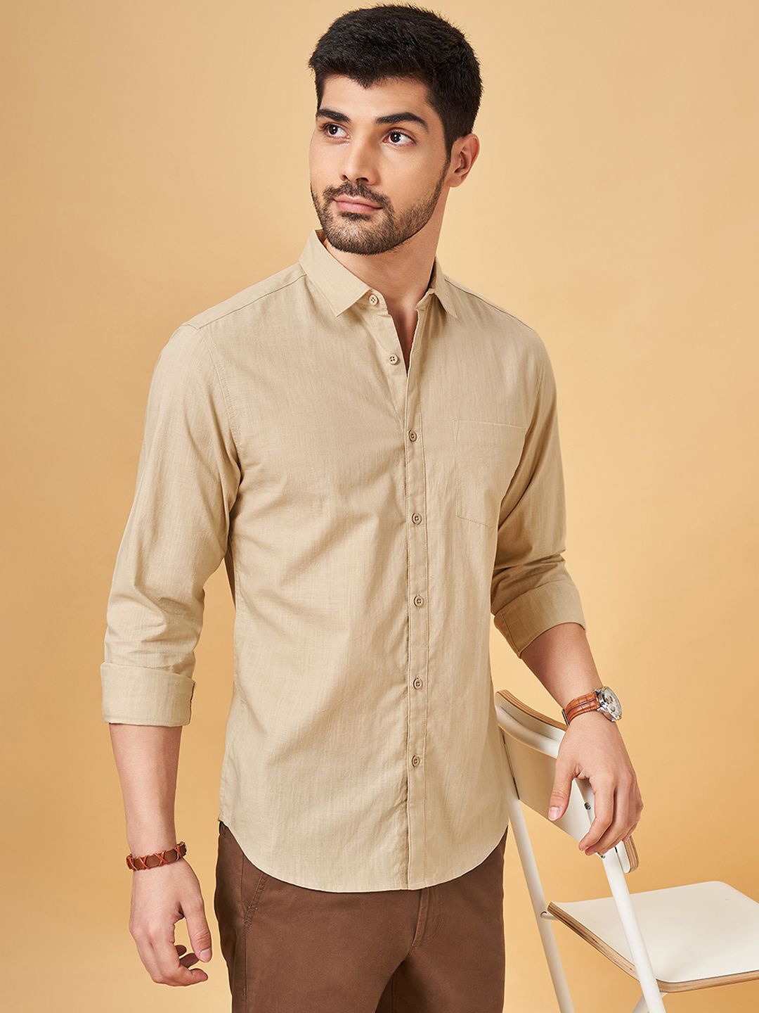 

BYFORD by Pantaloons Men Spread Collar Solid Cotton Slim Fit Casual Shirt, Beige