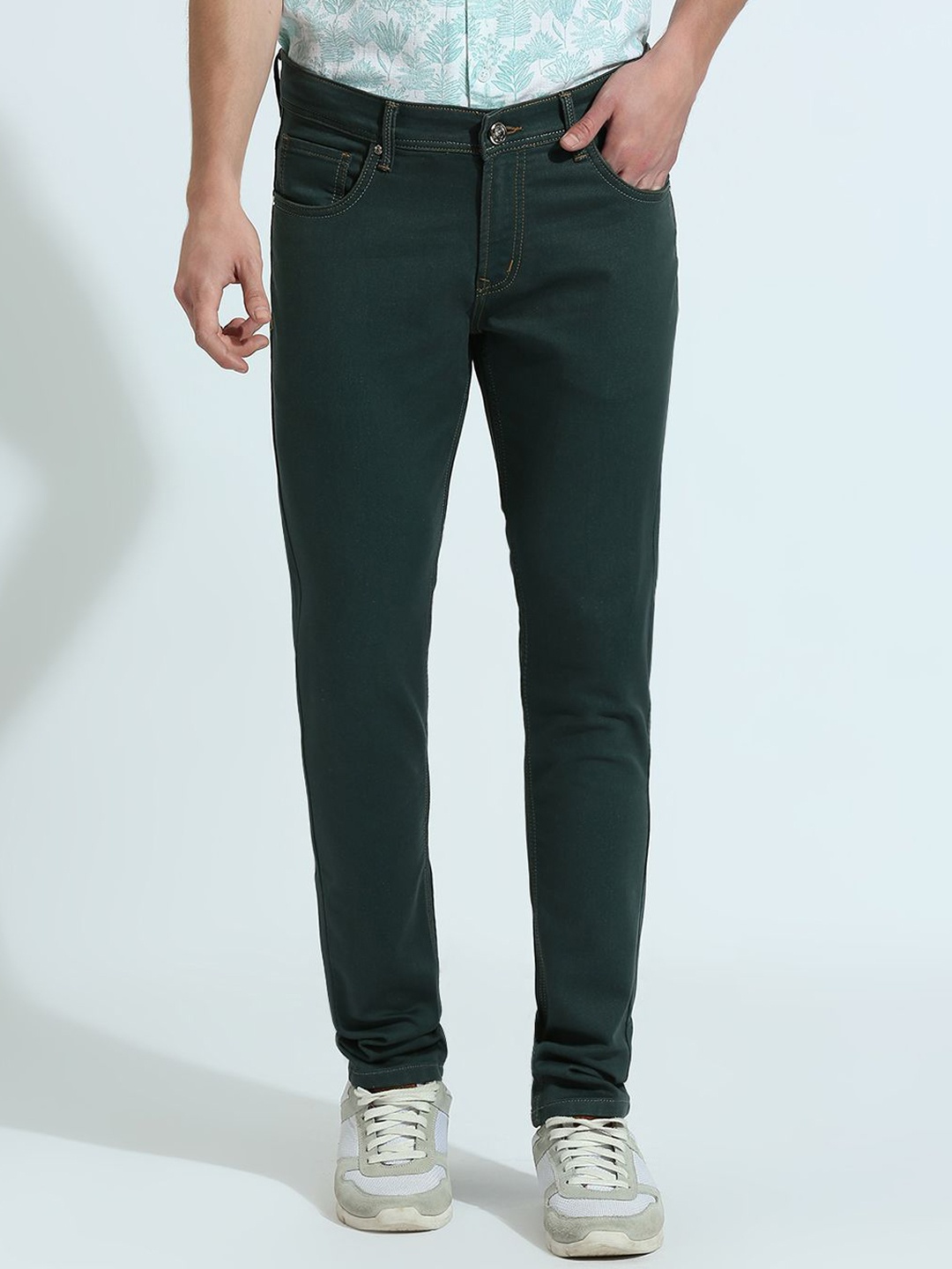 

Klub Fox Men Slim Fit Clean Look Jeans, Olive
