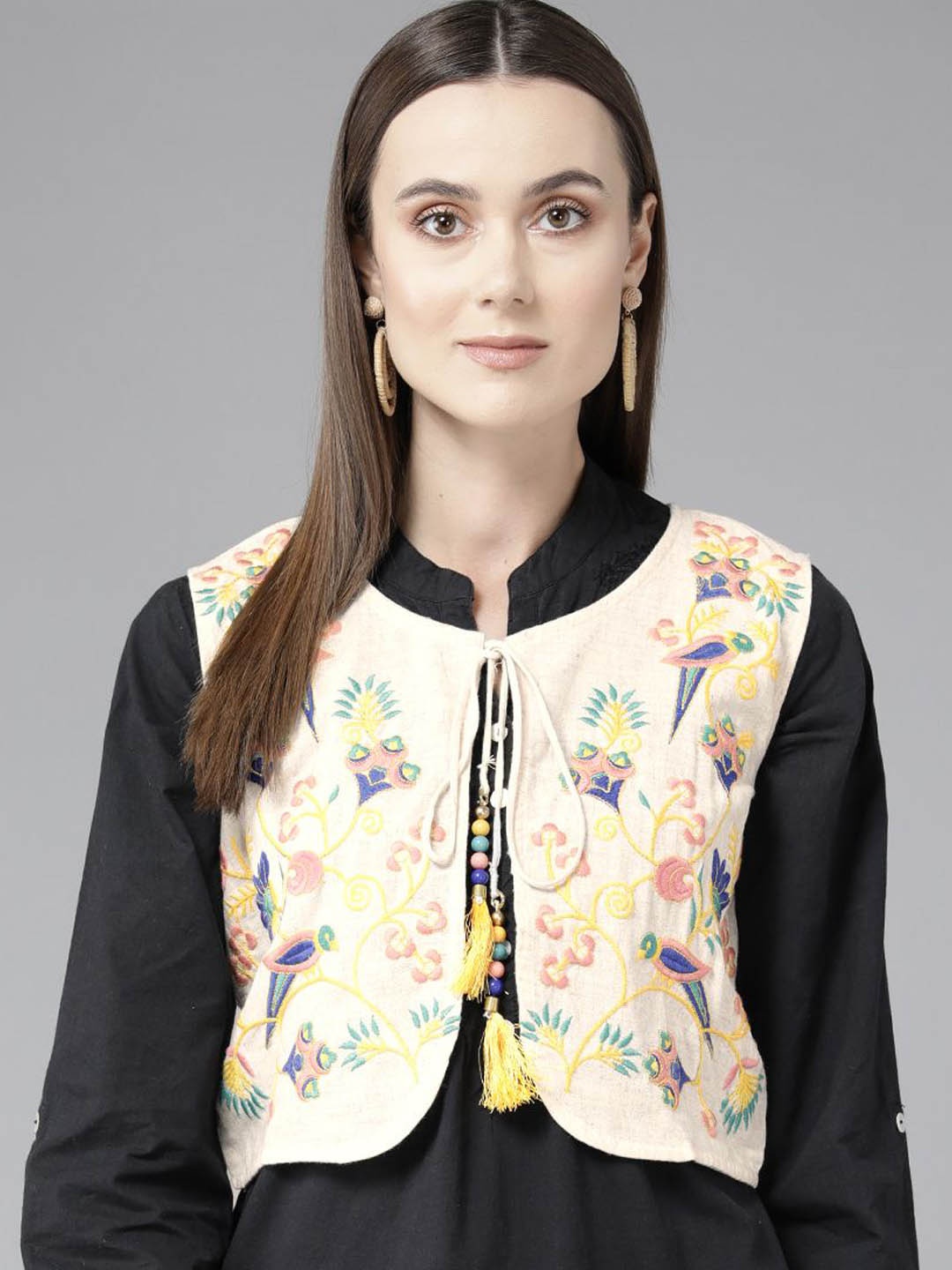

BAESD Women Floral Cotton Embroidered Ethnic Jacket, Cream