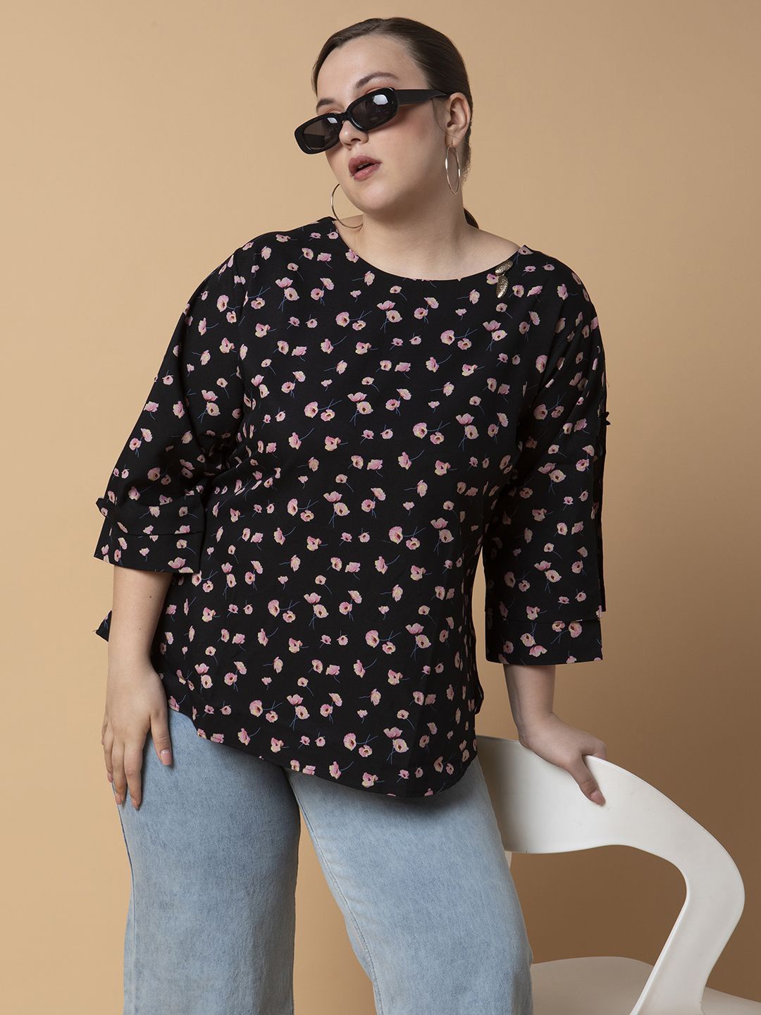 

SHOWOFF Floral Print Top, Black
