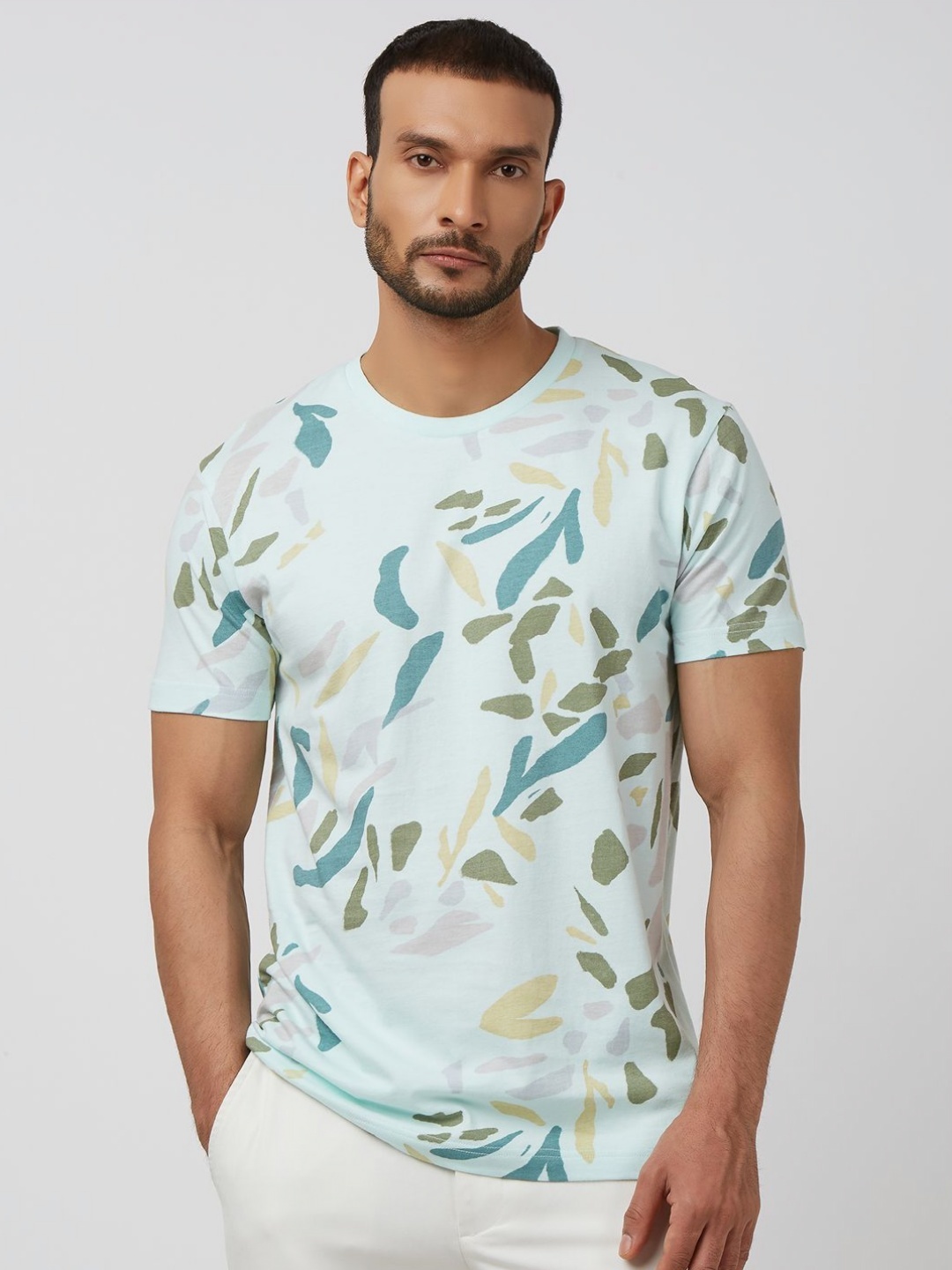 

Mufti Men Printed Raw Edge Slim Fit T-shirt, Blue