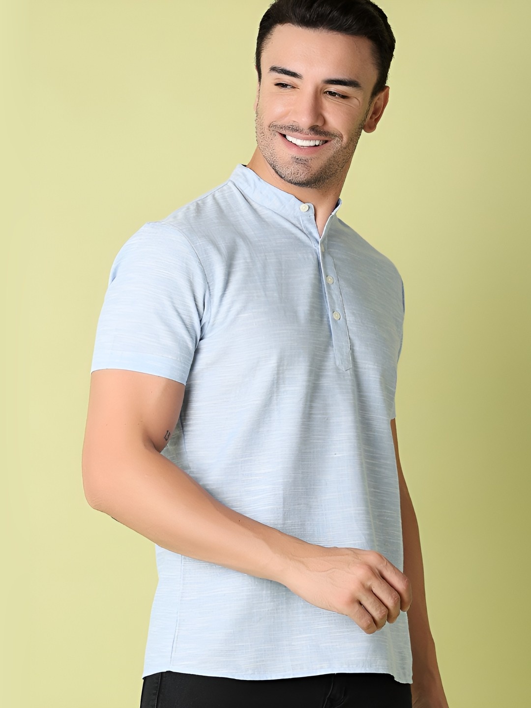 

V-Mart Men Mandarin Collar Solid Slim Fit T-shirt, Blue