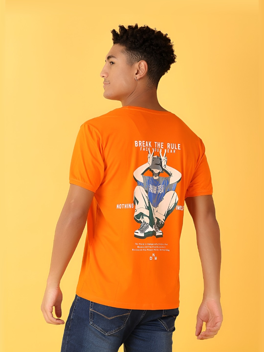 

V-Mart Men Graphic Printed Slim Fit T-shirt, Orange