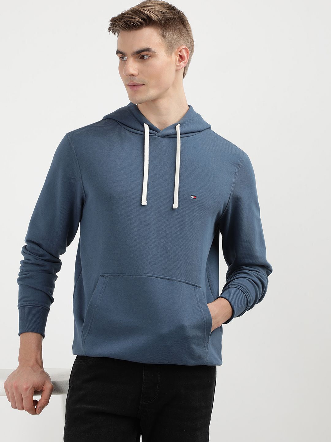 

Tommy Hilfiger Fashion Men Cotton Solid Pullover Embroidered Hooded Sweatshirt, Blue