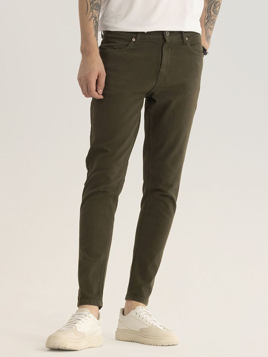 

Snitch Men Narrow Skinny Fit Slash Knee Stretchable Jeans, Olive