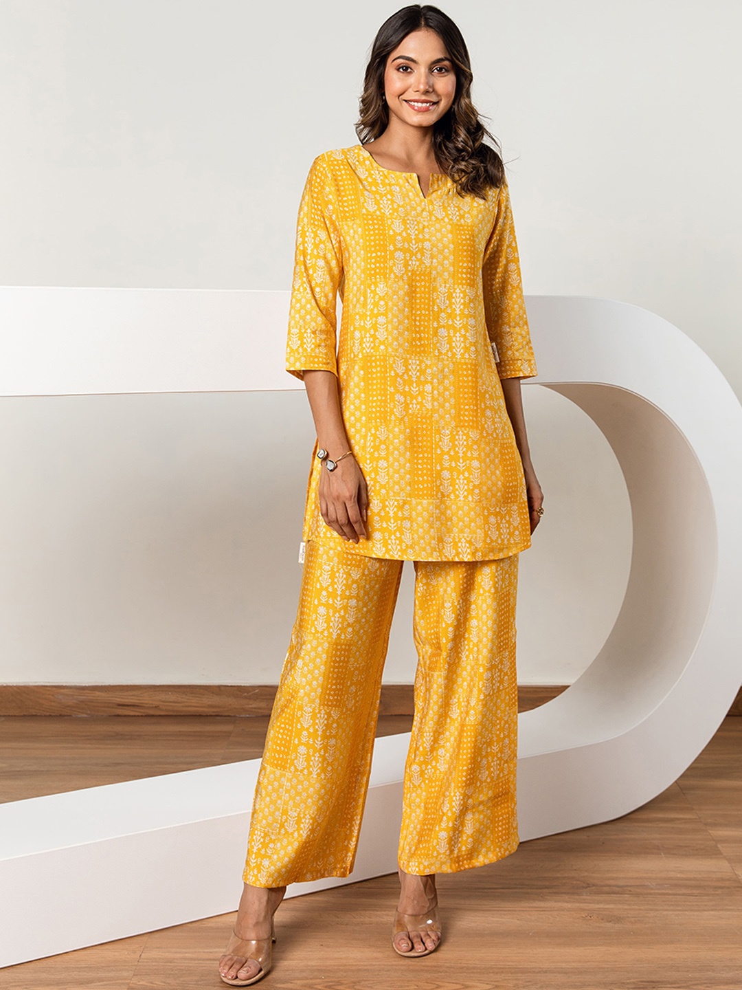 

HUKUM Ethnic Motifs Printed Pure Cotton Tunic With Palazzos, Yellow