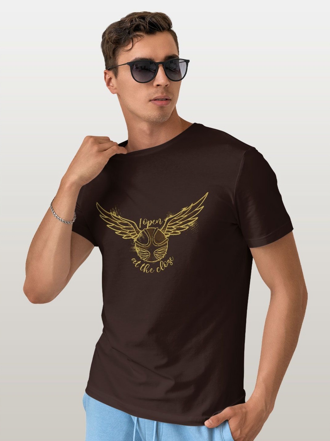 

macmerise Men Typography Printed T-shirt, Brown