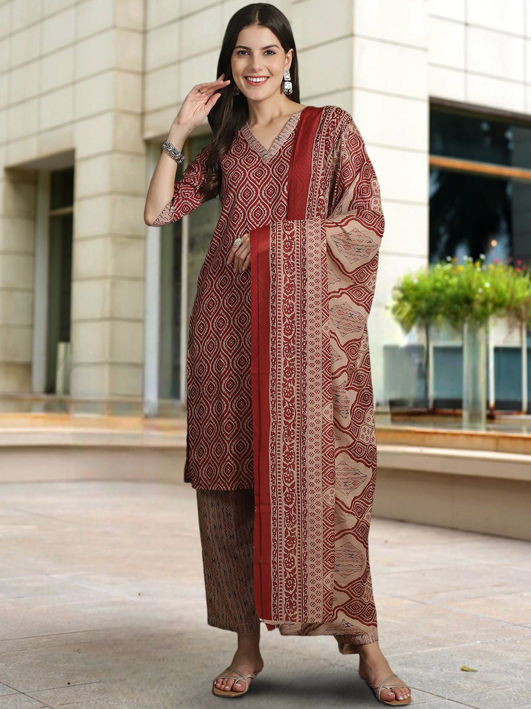 

7Threads Printed Regular Pure Cotton Straight Kurta With Trousers & Dupatta, Maroon