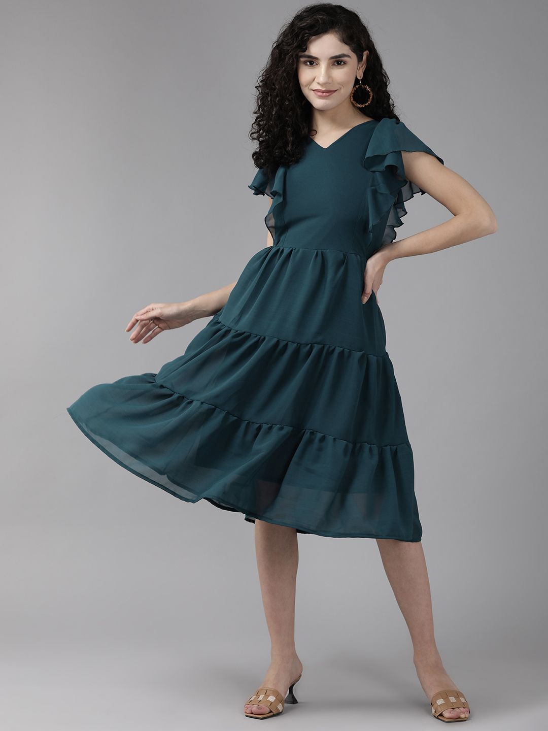 

BAESD Georgette Flutter Sleeves Fit and Flare Dress, Green