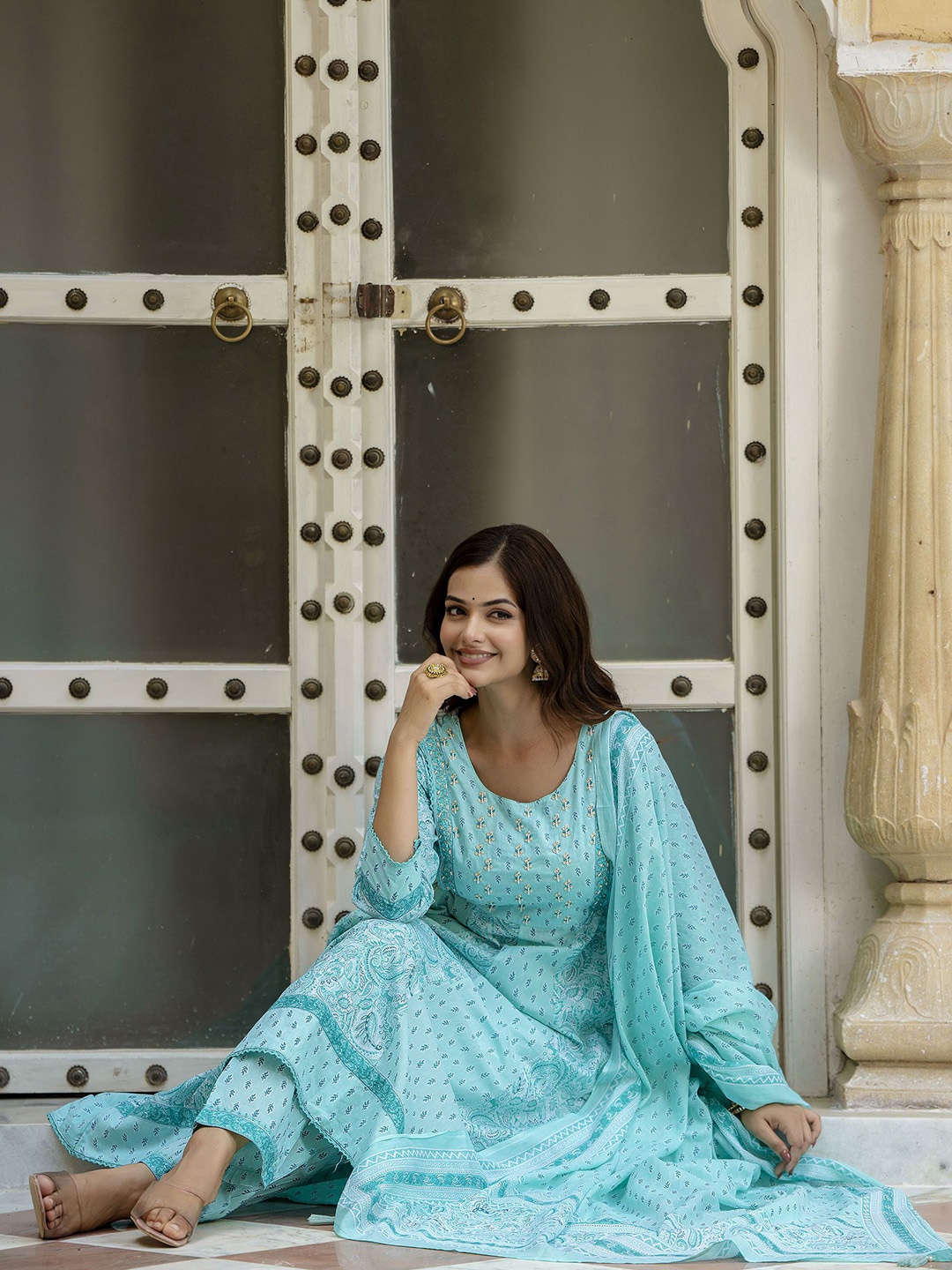 

Anouk Floral Printed Panelled Aari Work Pure Cotton Anarkali Kurta With Trousers & Dupatta, Turquoise blue