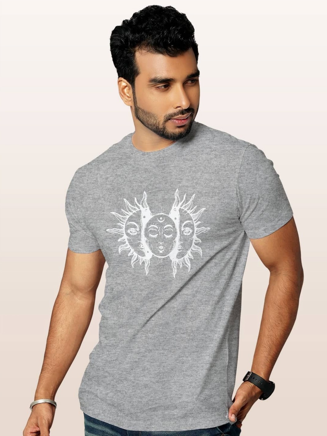 

macmerise Men Printed Applique T-shirt, Grey