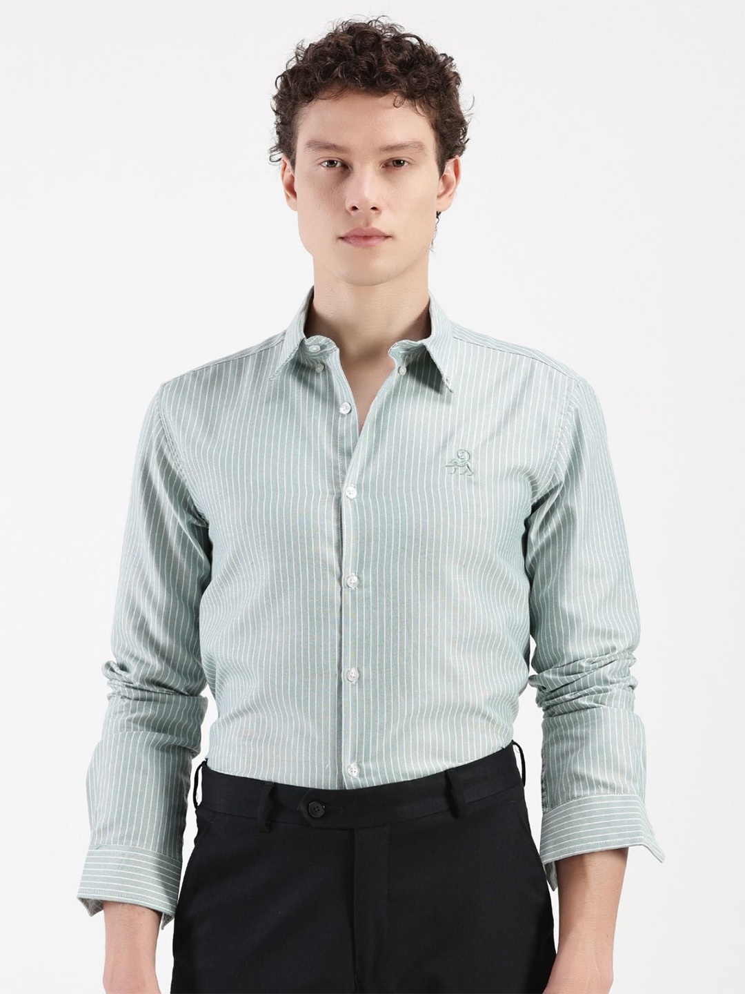 

MISCHIEF MONKEY Men Classic Tailored Fit Opaque Striped Casual Shirt, Green