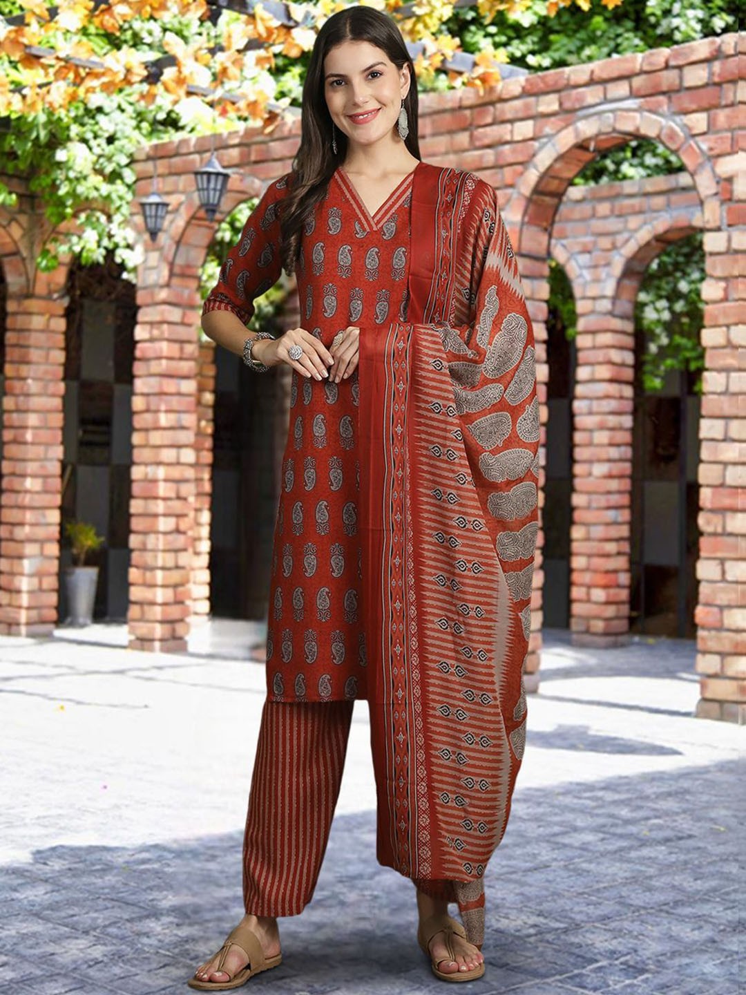 

7Threads Ethnic Motifs Printed V-Neck Pure Cotton Kurta with Trousers & Dupatta, Red