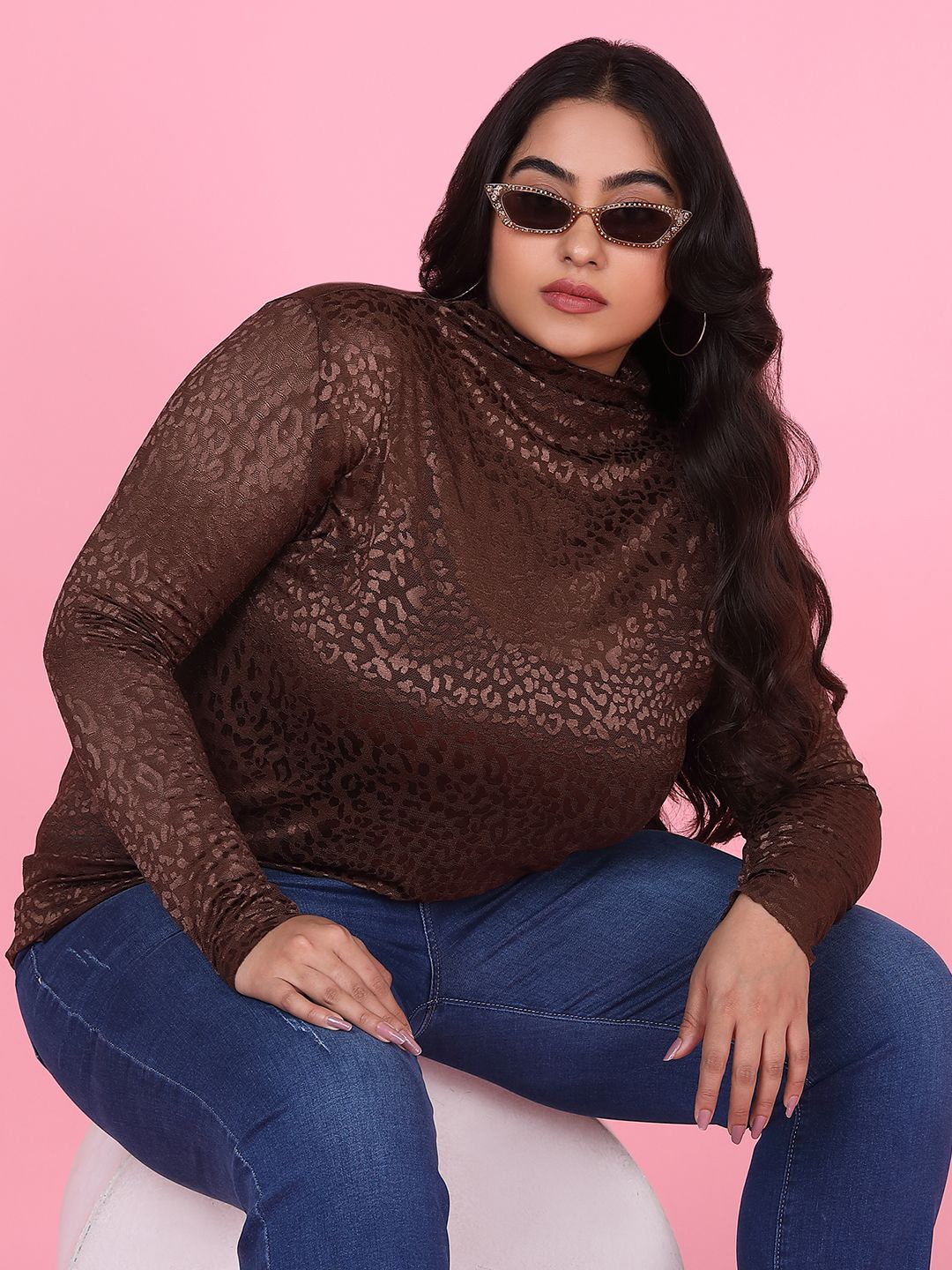 

SHOWOFF Lace Top, Brown