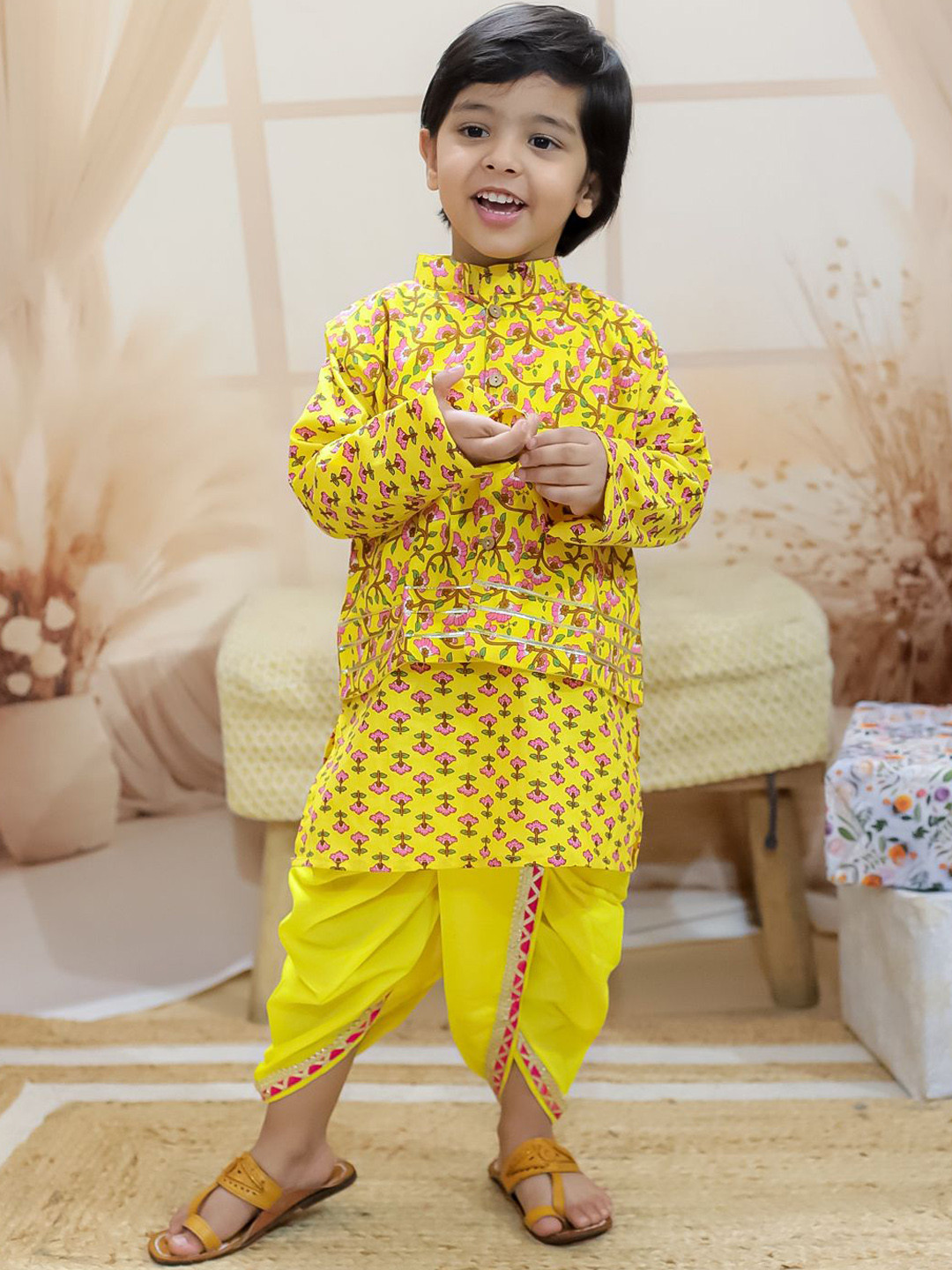 

BownBee Boys Floral Printed Mandarin Collar Pure Cotton Kurta With Dhoti Pant And Jacket, Yellow