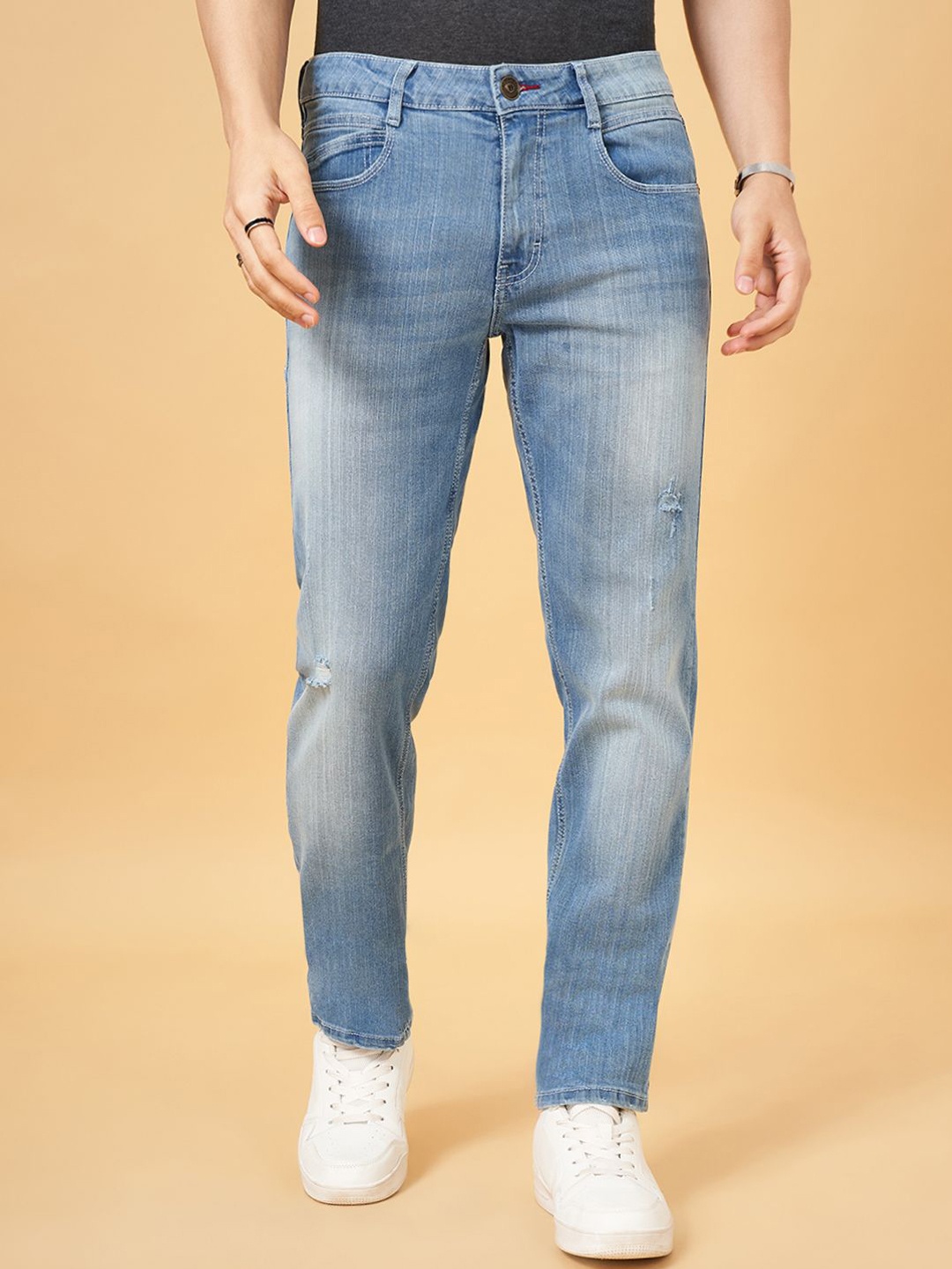 

SF JEANS by Pantaloons Men Straight Fit Low Distress Light Fade Jeans, Blue
