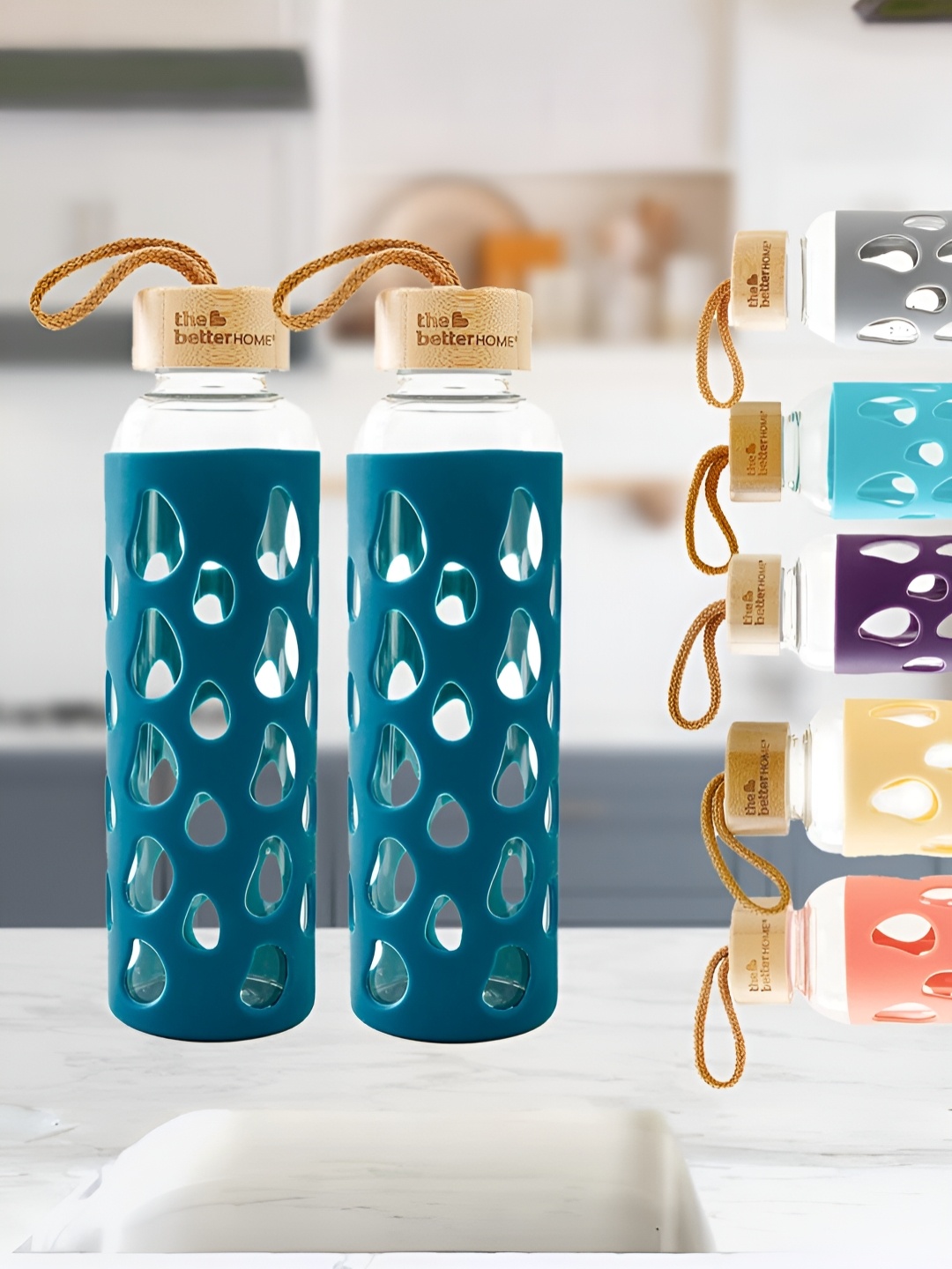 

The Better Home Blue & Transparent 2 Pieces Borosilicate Glass Water Bottle 550ml