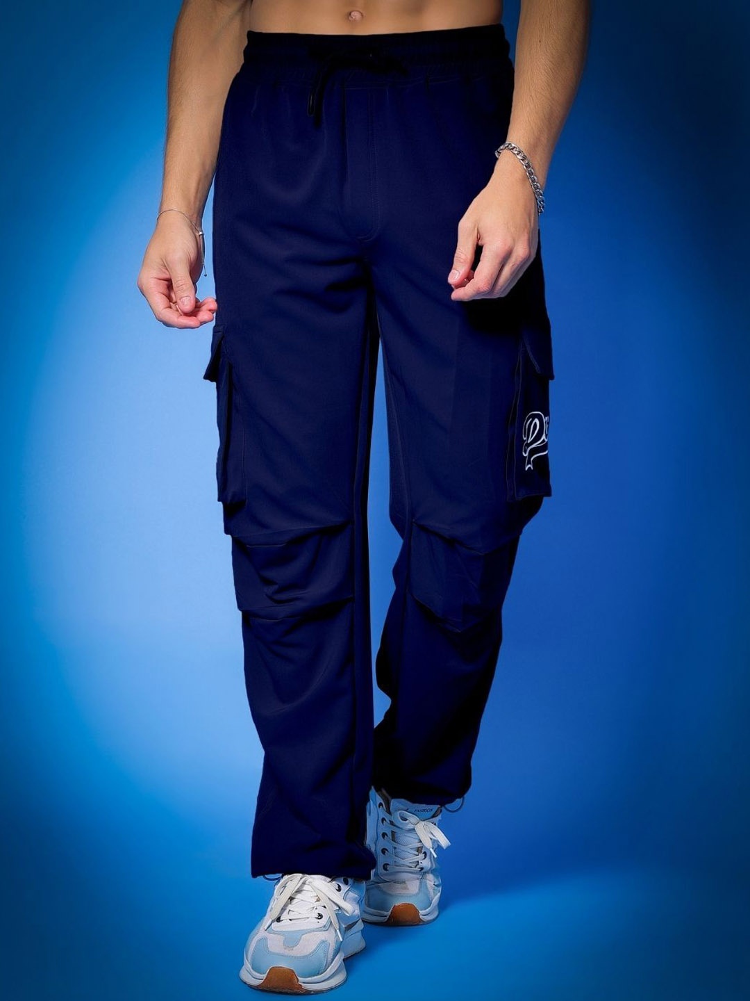 

WEARDUDS MYRIAD-CARGO Men Relaxed Fit Joggers Trousers, Navy blue