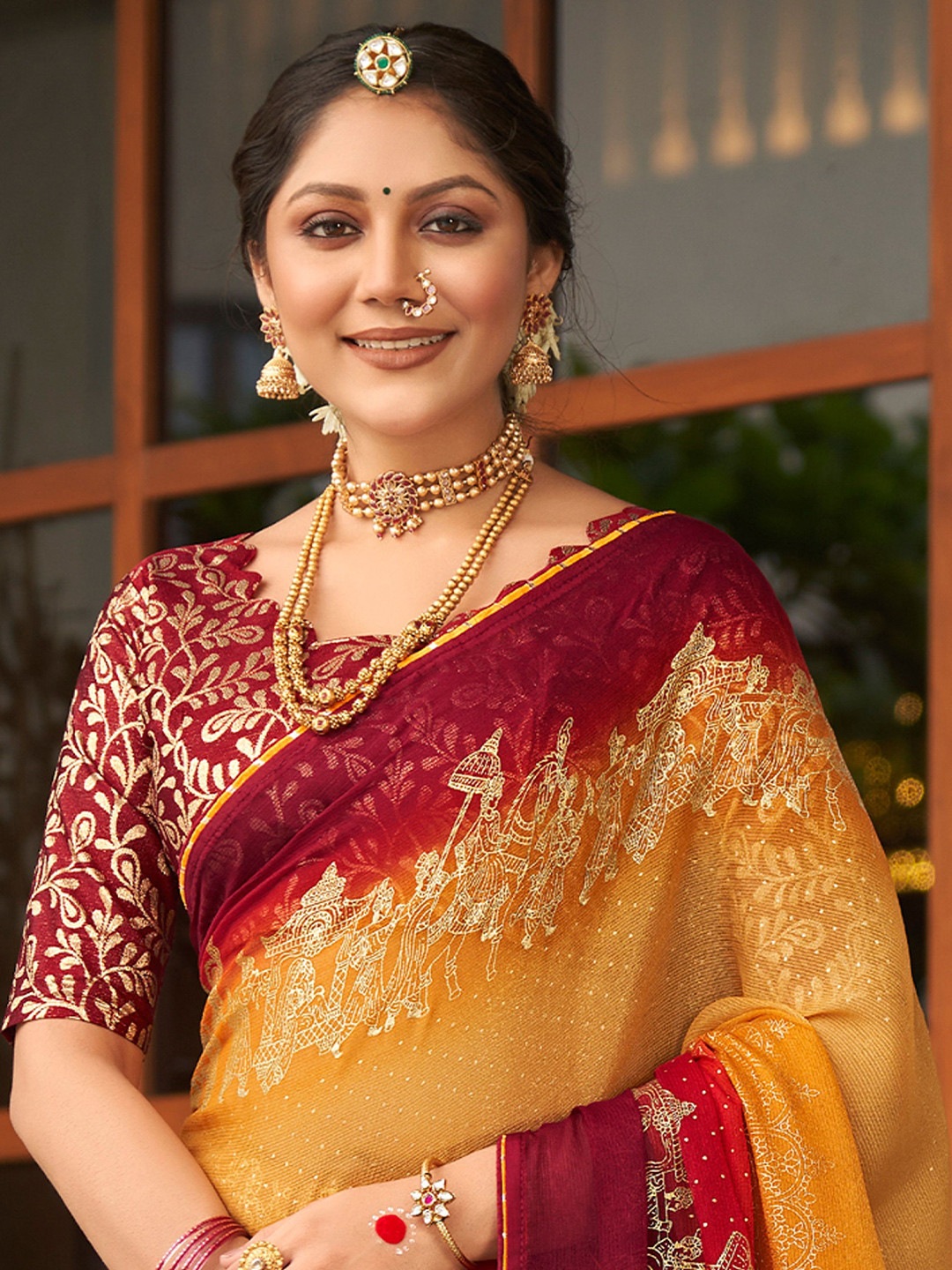 

VIRICA Ethnic Motifs Saree With Blouse Piece, Yellow