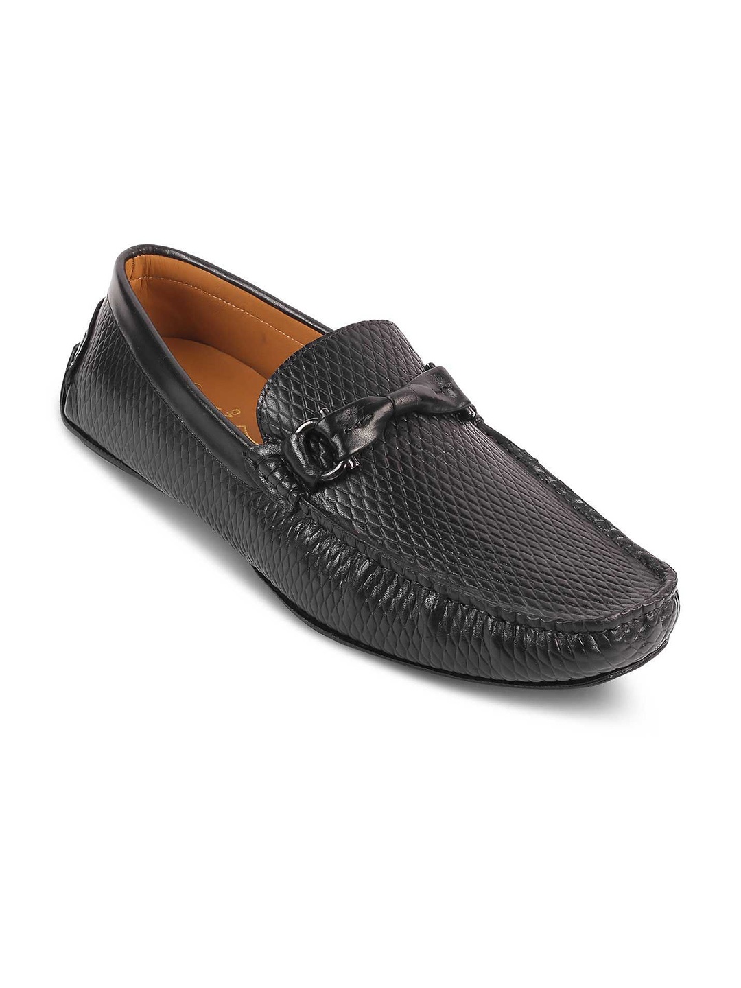 

Tresmode Men Textured Leather Loafers, Black