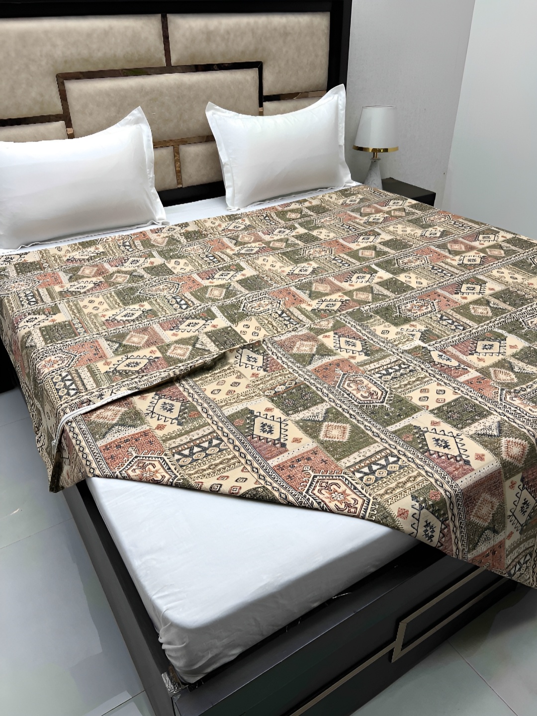 

Pure Decor Green & Brown Printed Pure Cotton Duvet Cover With Zipper