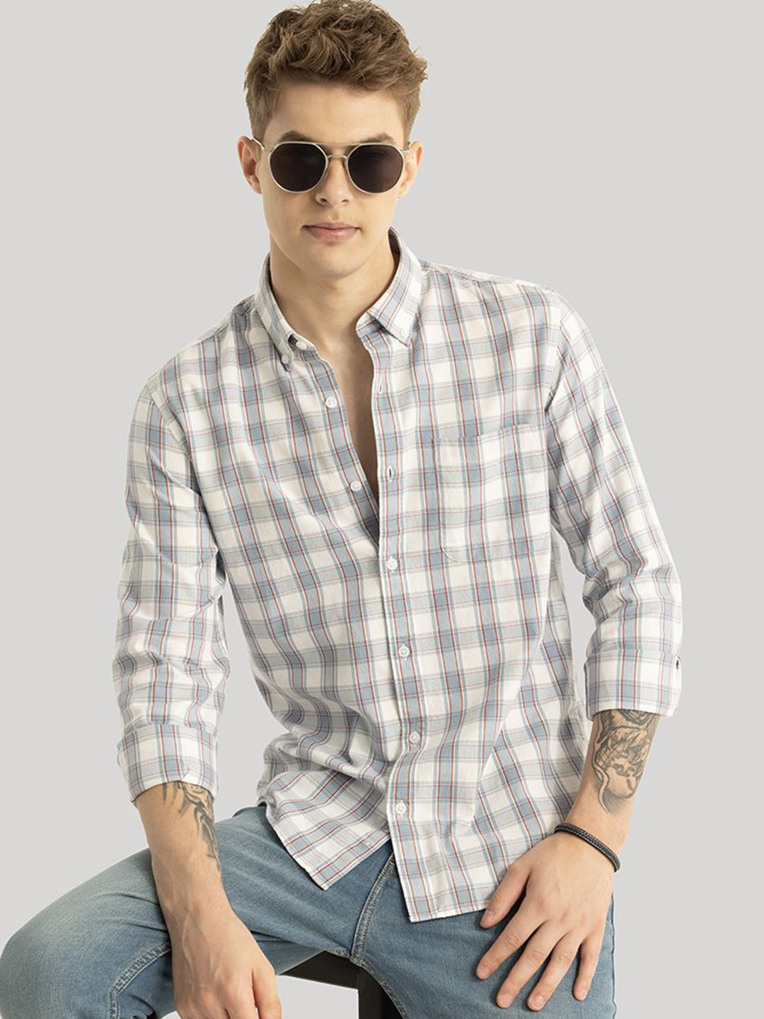 

Snitch Men Smart Slim Fit Button-Down Collar Checked Casual Shirt, Off white