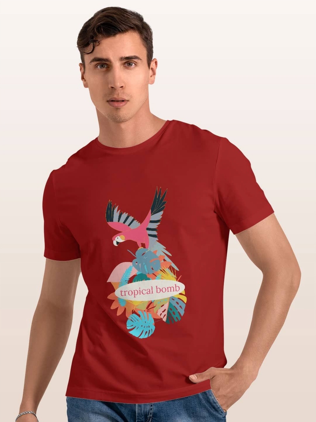 

macmerise Men Printed Applique T-shirt, Red