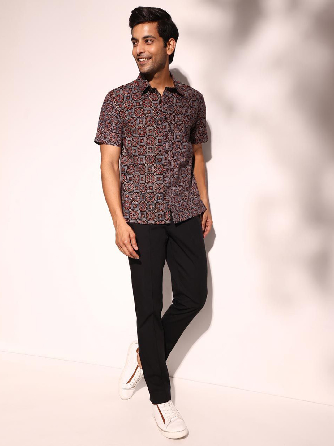 

Fabindia Men Opaque Printed Casual Shirt, Blue