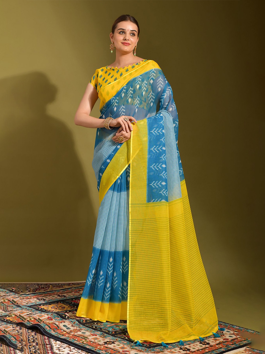 

QVAZOR Ethnic Motifs Pure Linen Saree, Yellow