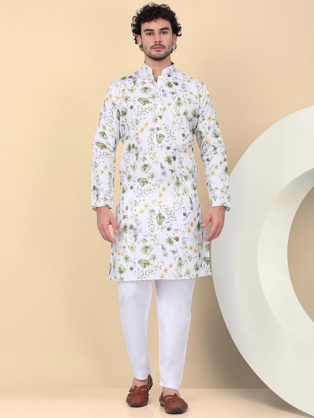 

KRAFT INDIA Floral Printed Mandarin Collar Linen Straight Kurta, White