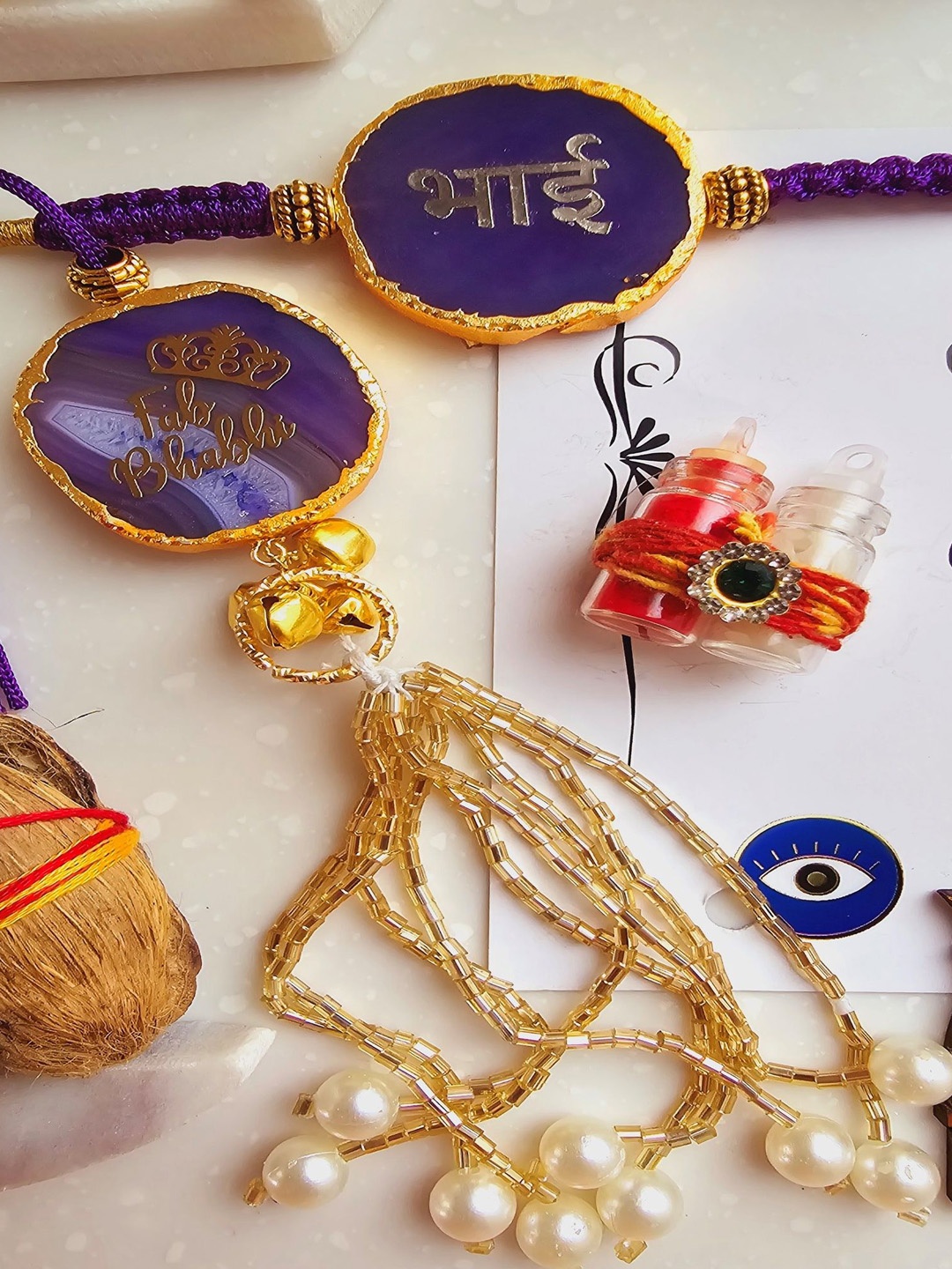 

HOMEARTE Agate Stone Bhaiya Bhabhi Thread Rakhi With Roli Chawal, Purple