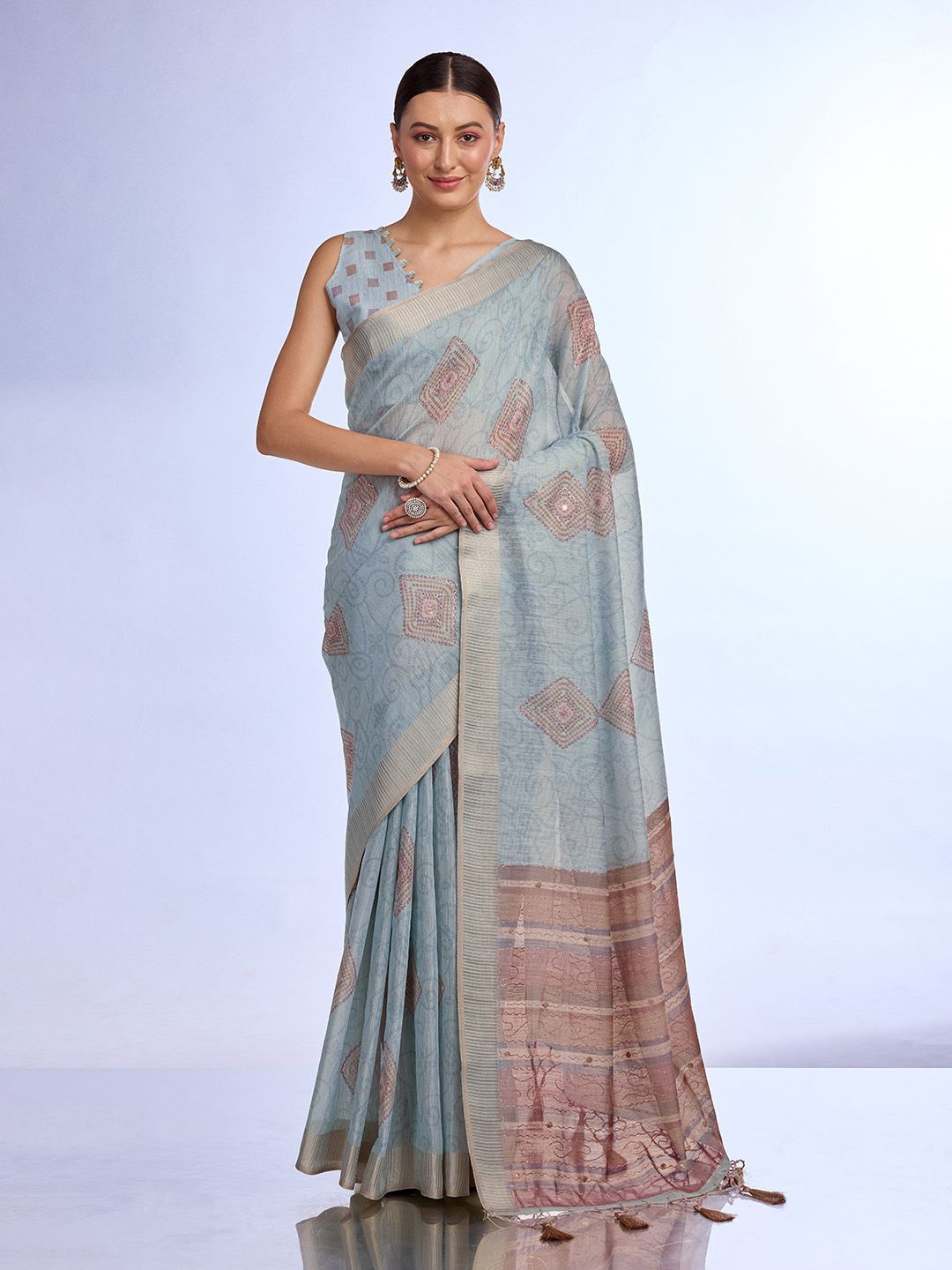 

Ishin Bandhani Zari Tissue Saree, Turquoise blue