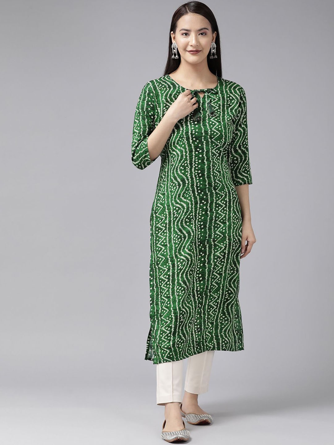 

BAESD Bandhani Printed Tie Up Neck Cotton Straight Kurta, Green