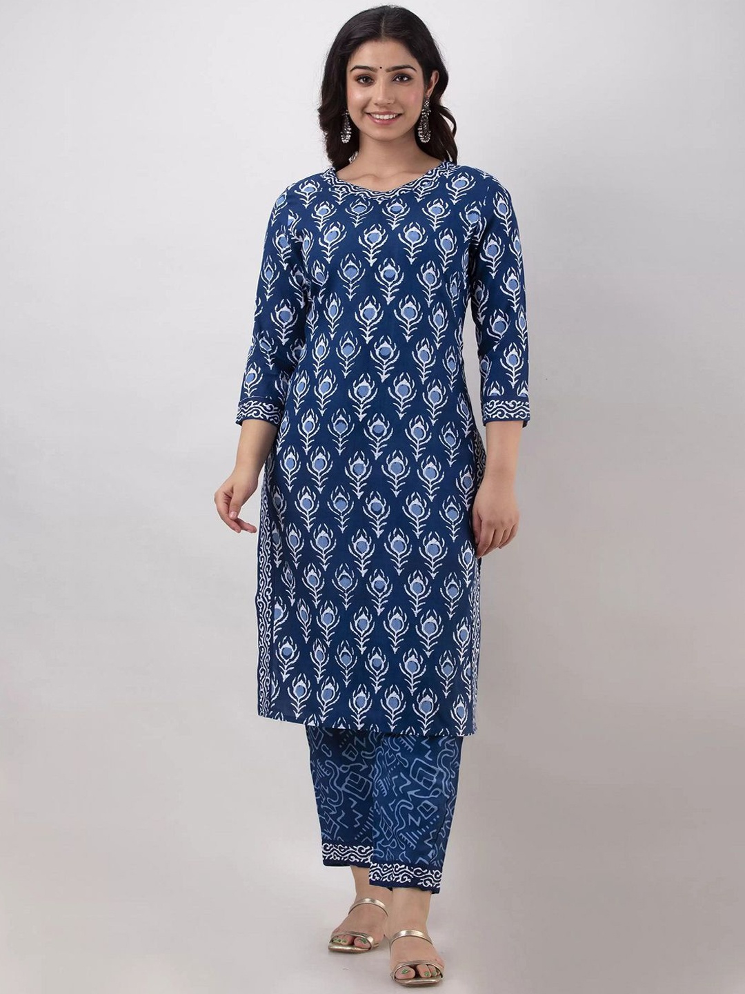 

7Threads Ethnic Motifs Printed Straight Kurta With Trousers & Dupatta, Blue