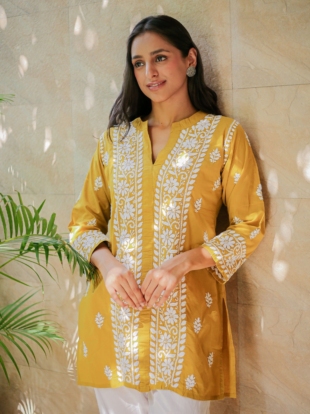 

HOUSE OF KARI Floral Embroidered Mandarin Collar Chikankari Cotton Straight Kurta, Mustard