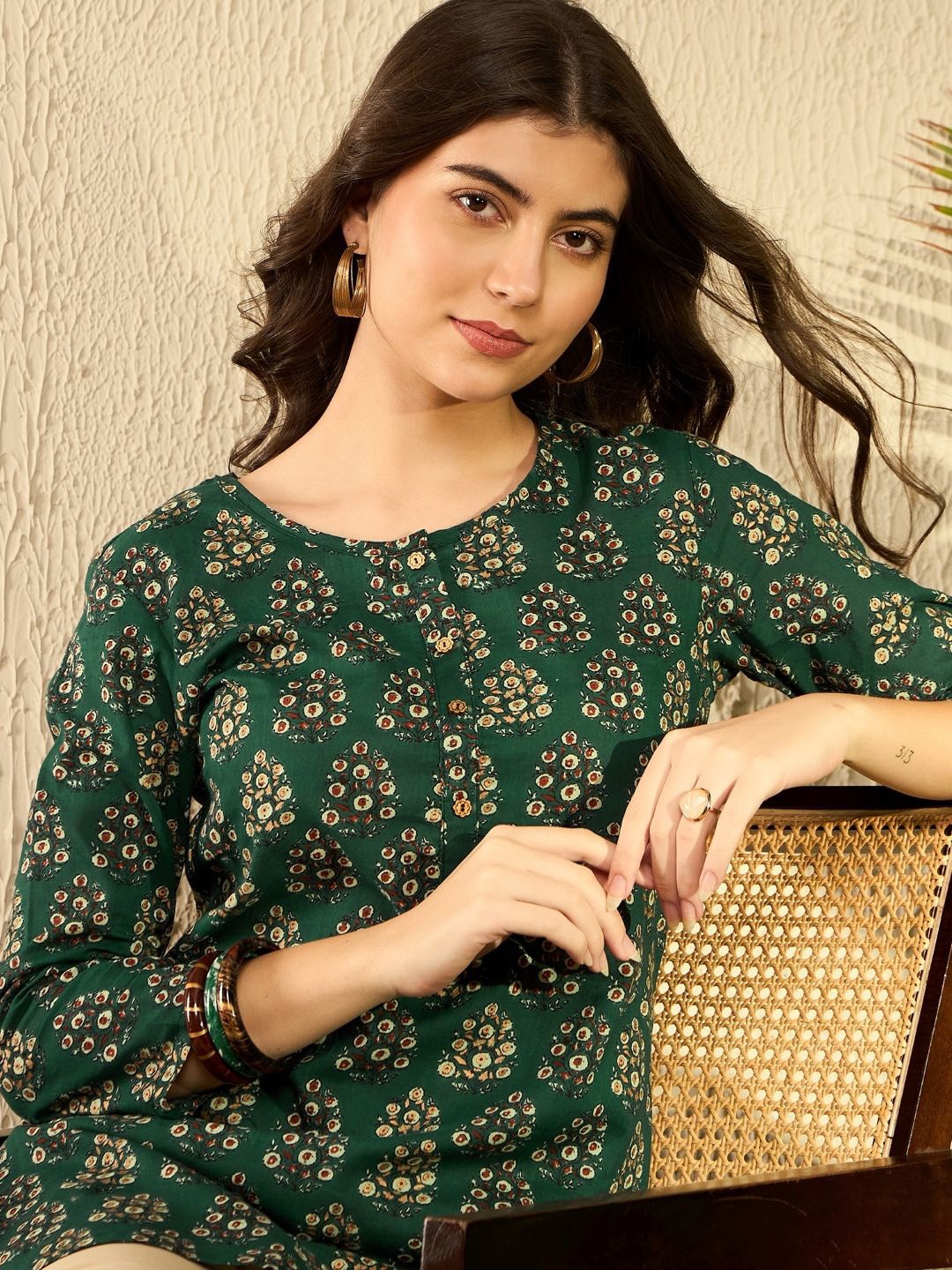 

AHIKA Floral Print Ethnic Top, Green