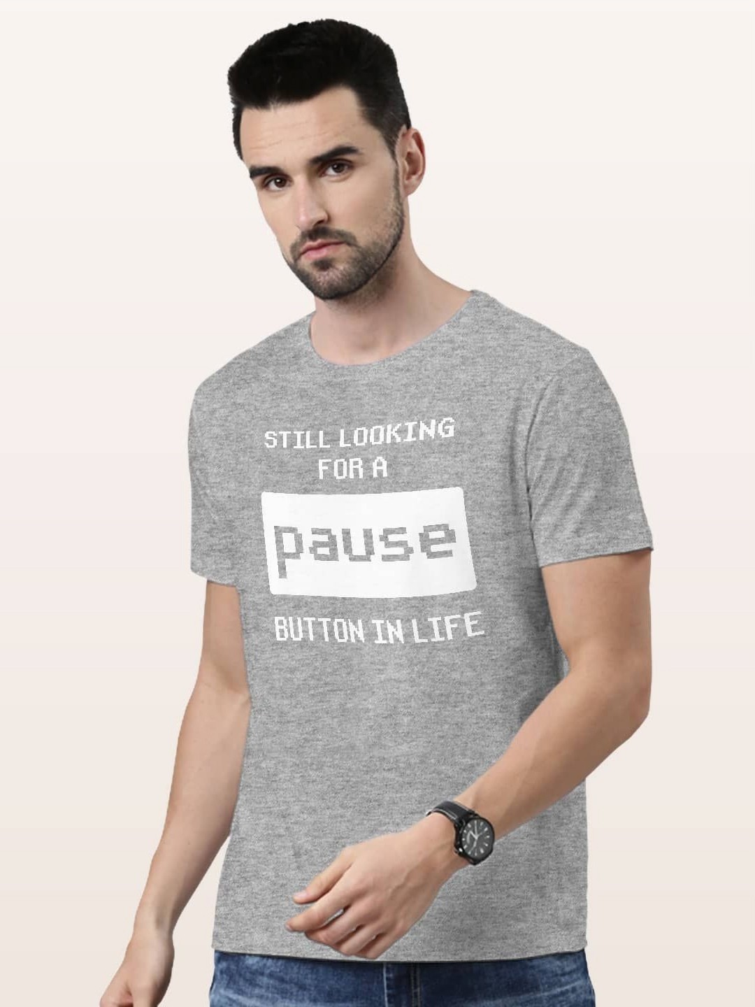 

macmerise Men Printed Applique T-shirt, Grey